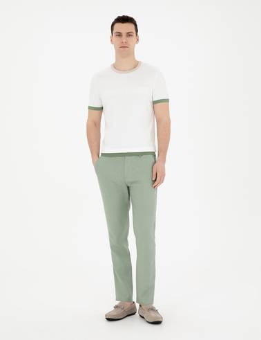 Beyaz Slim Fit Bisiklet Yaka Triko Tişört