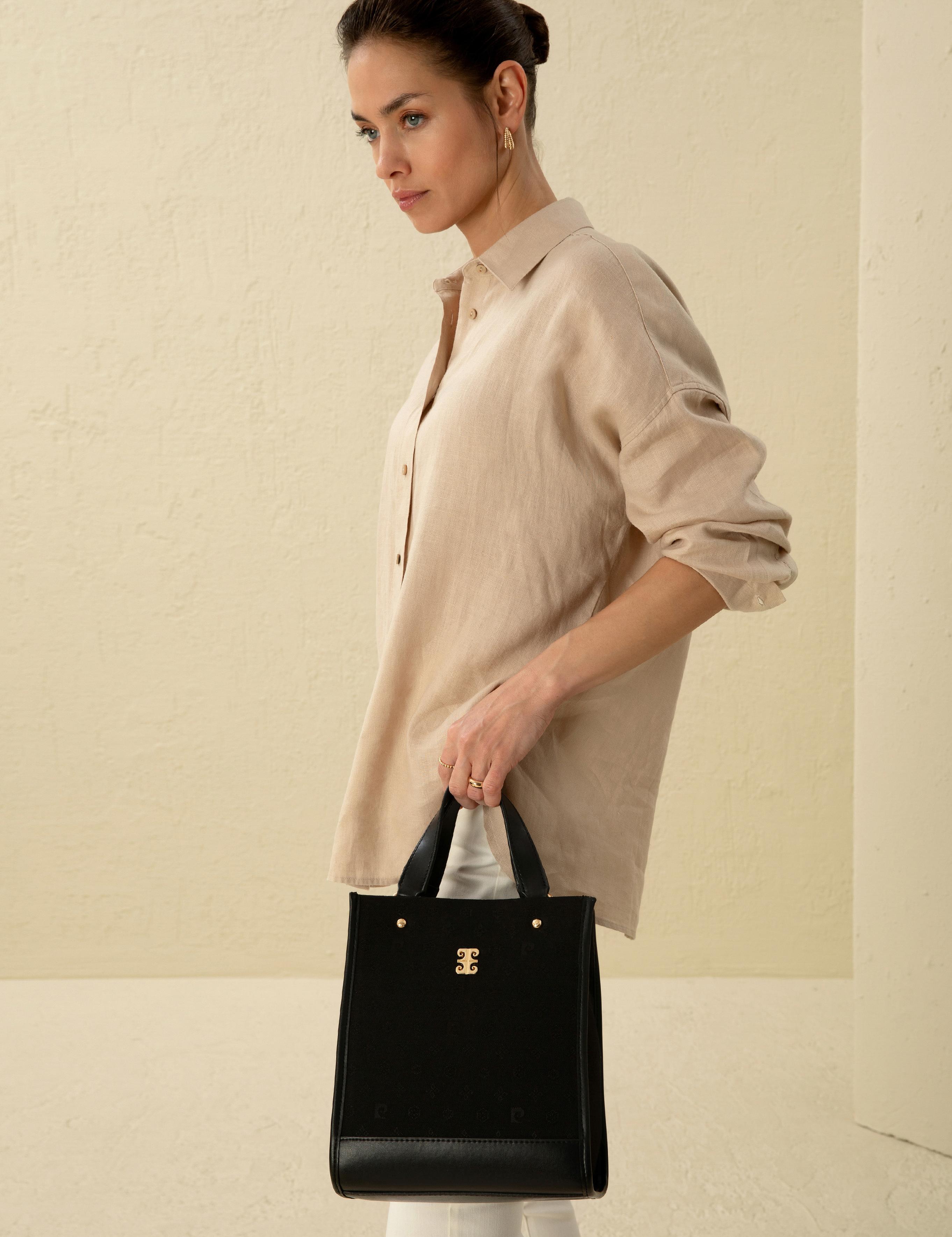 Siyah Omuz Çantası