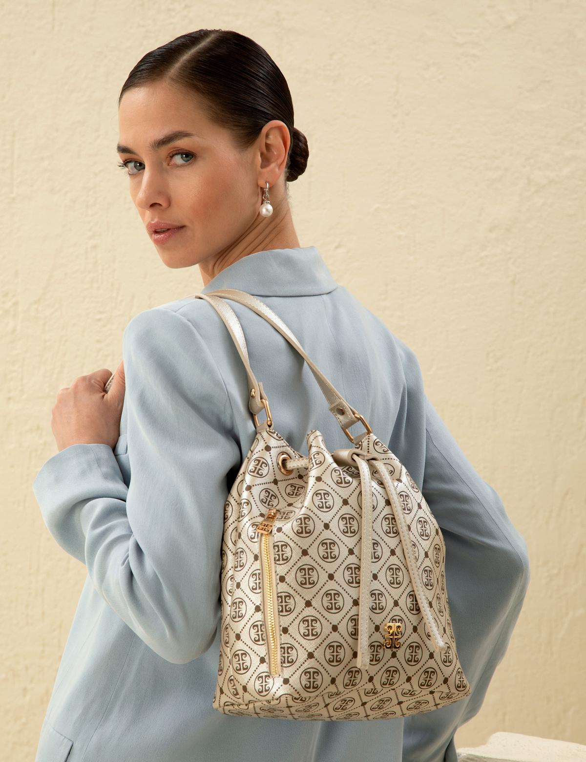 Altın Büzgülü Çanta - 50297738008