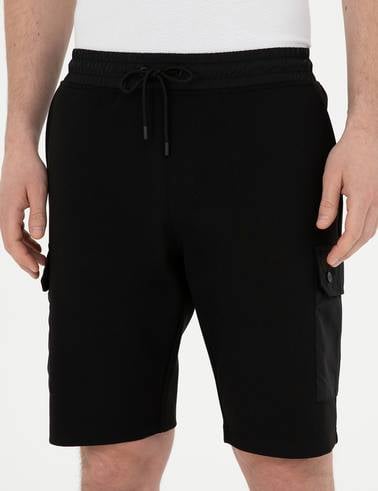 Siyah Regular Fit Örme Şort