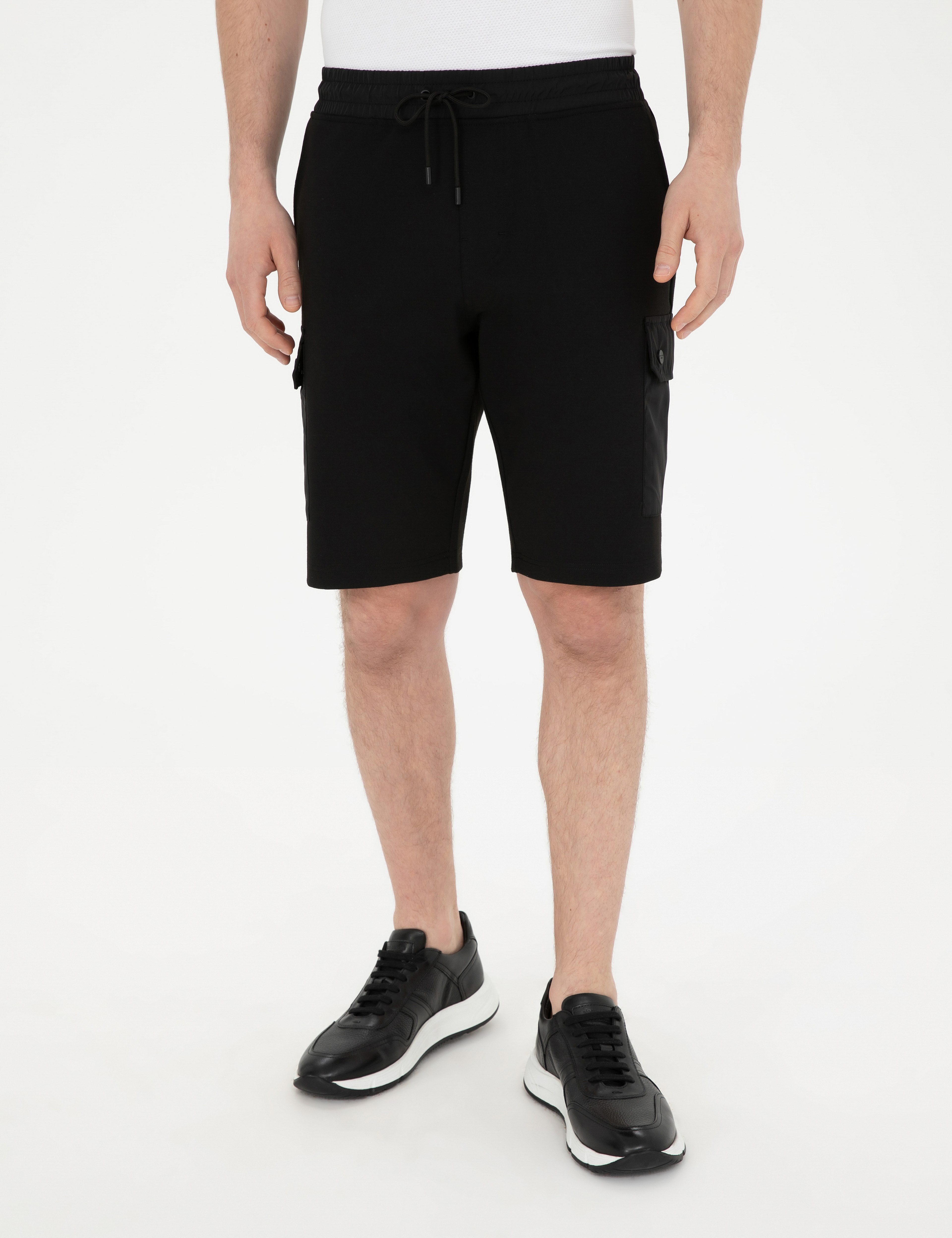 Siyah Regular Fit Örme Şort - Image 2