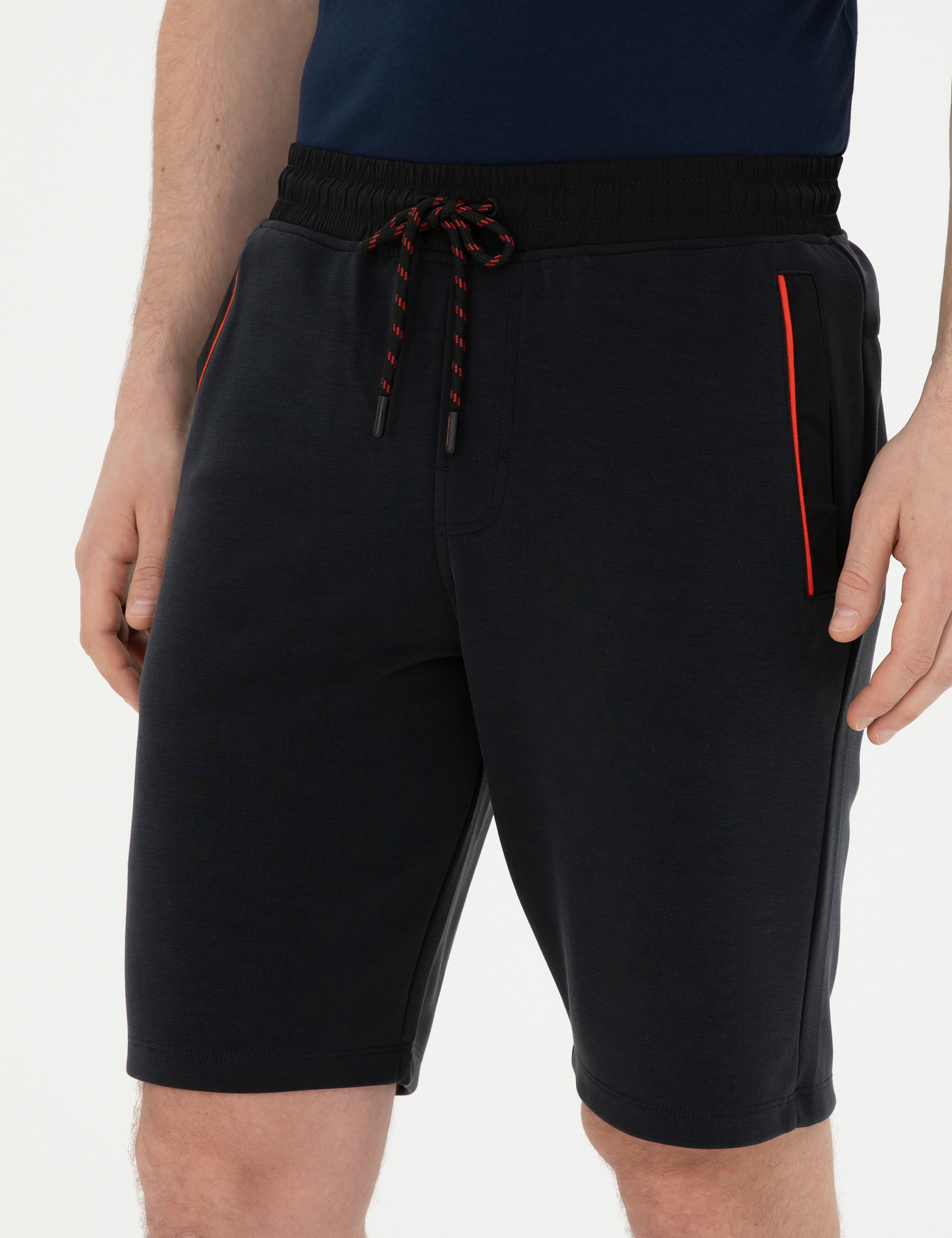 Siyah Slim Fit Örme Şort - Image 6