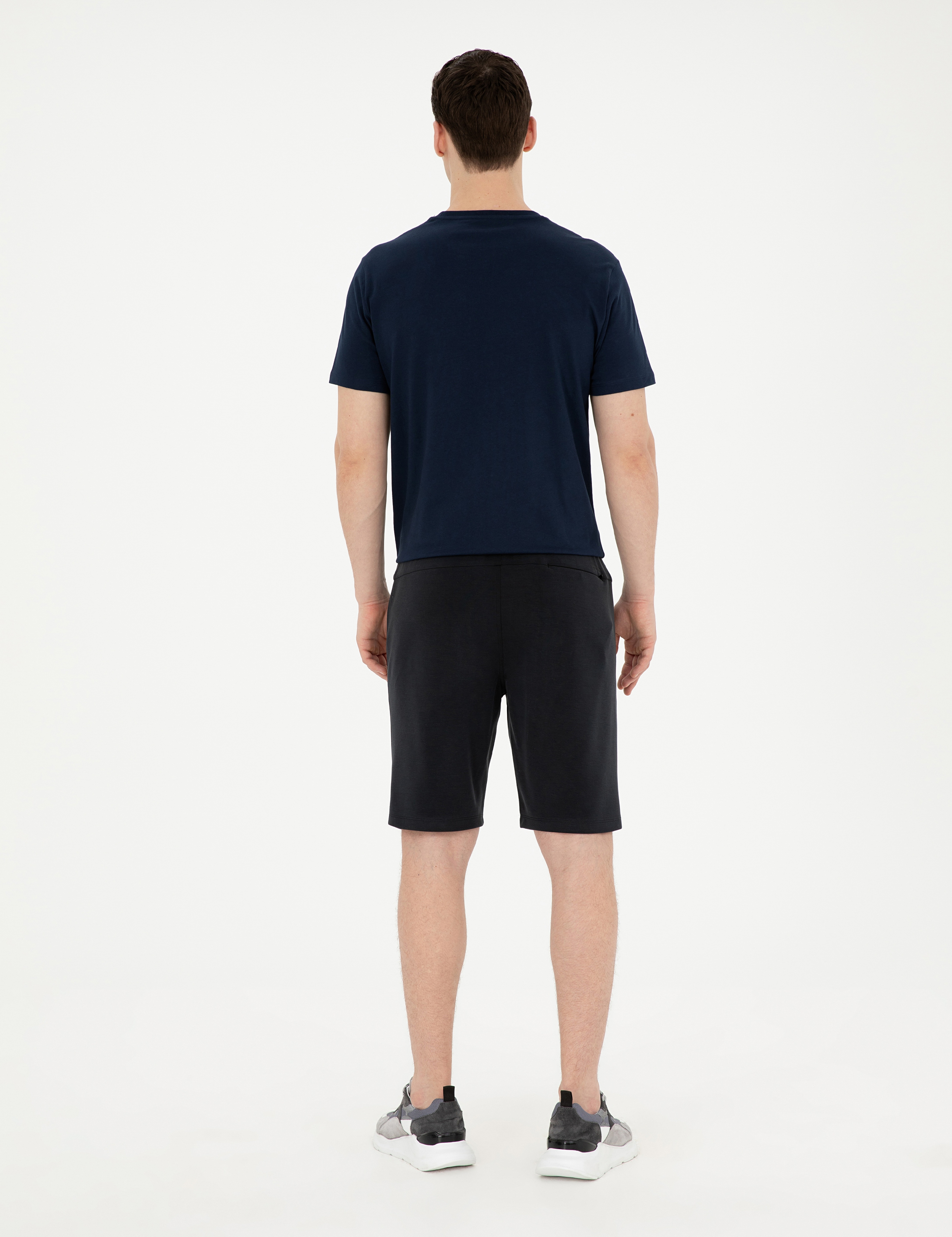 Siyah Slim Fit Örme Şort - Image 4