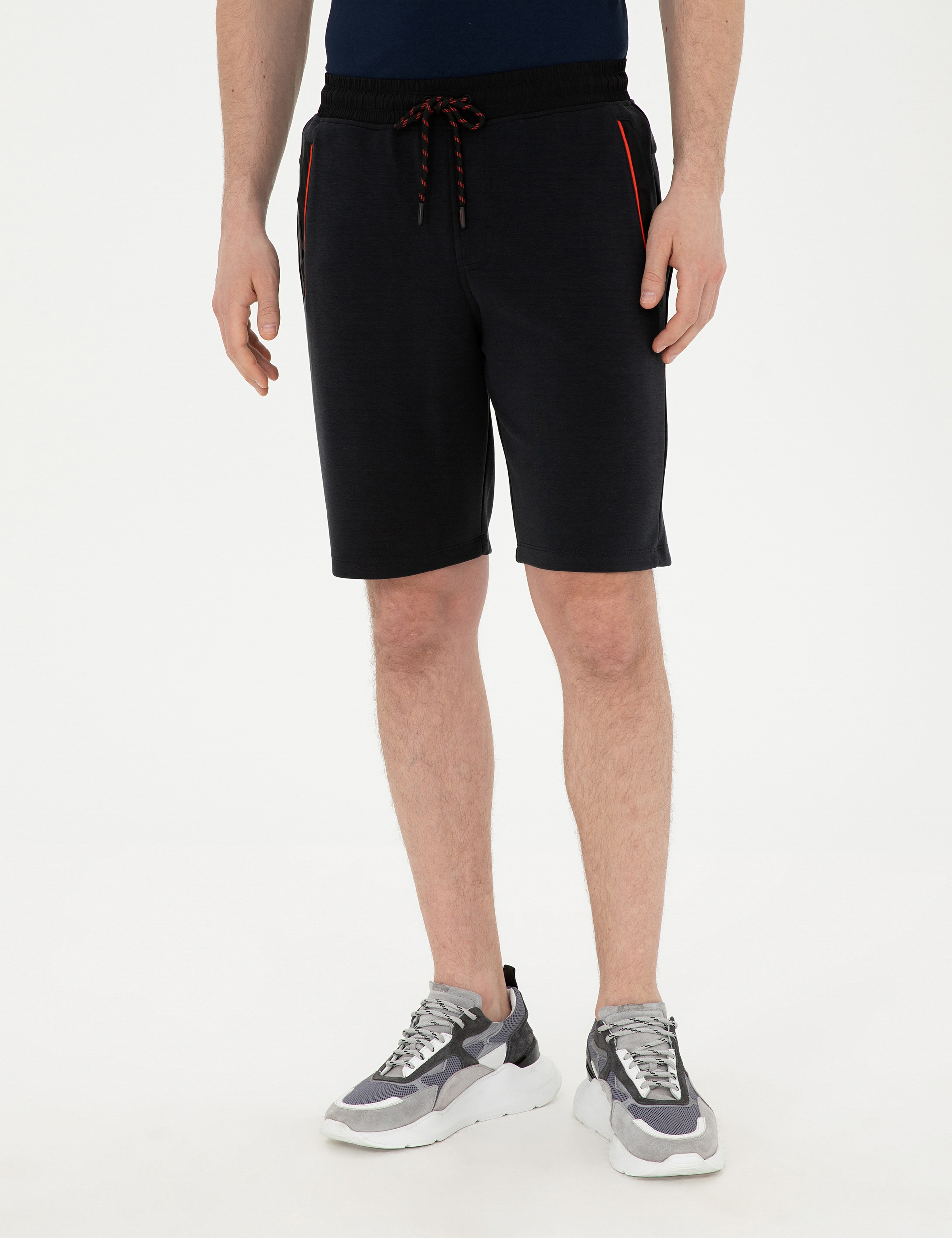 Siyah Slim Fit Örme Şort - Image 2