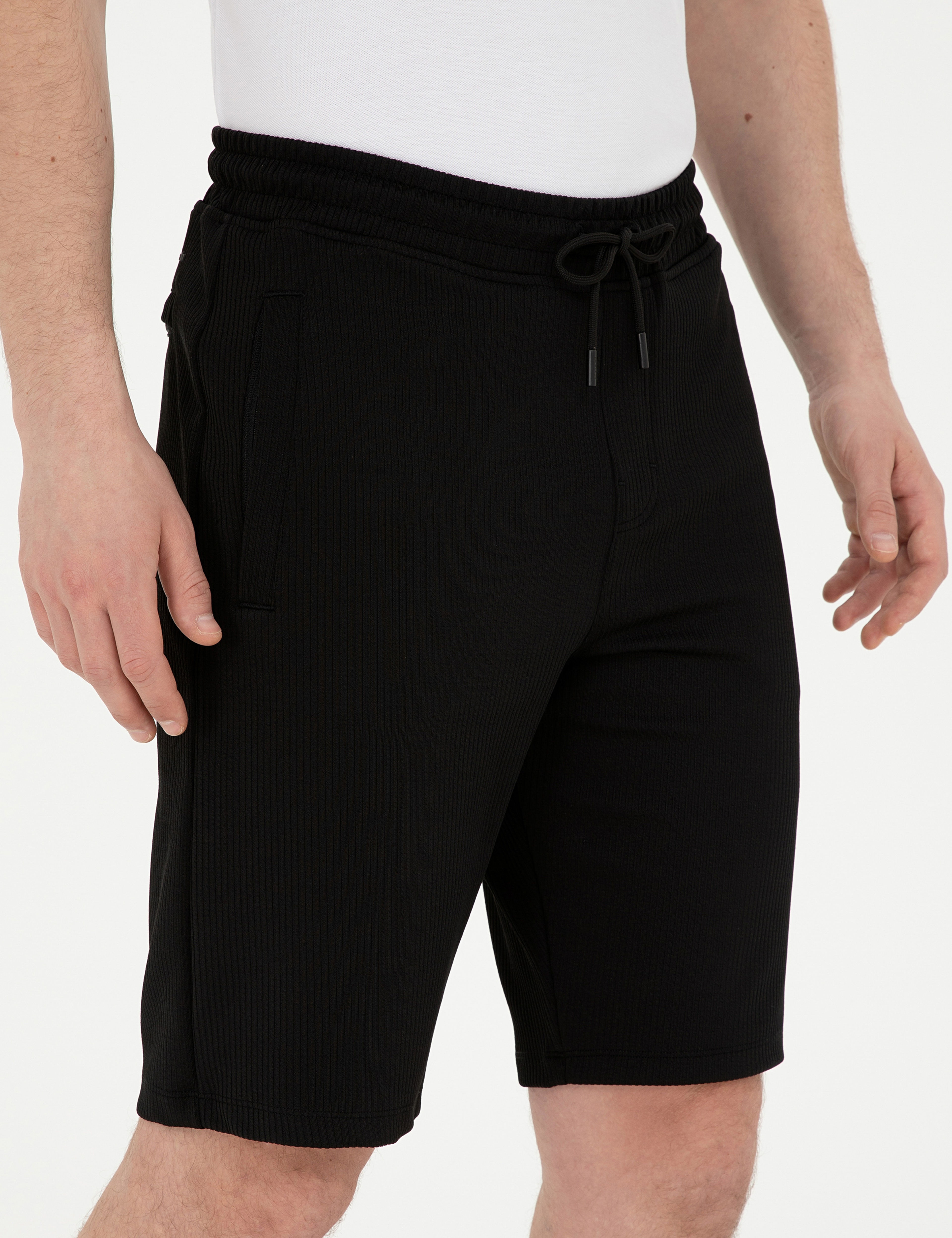 Siyah Regular Fit Örme Şort - Image 5