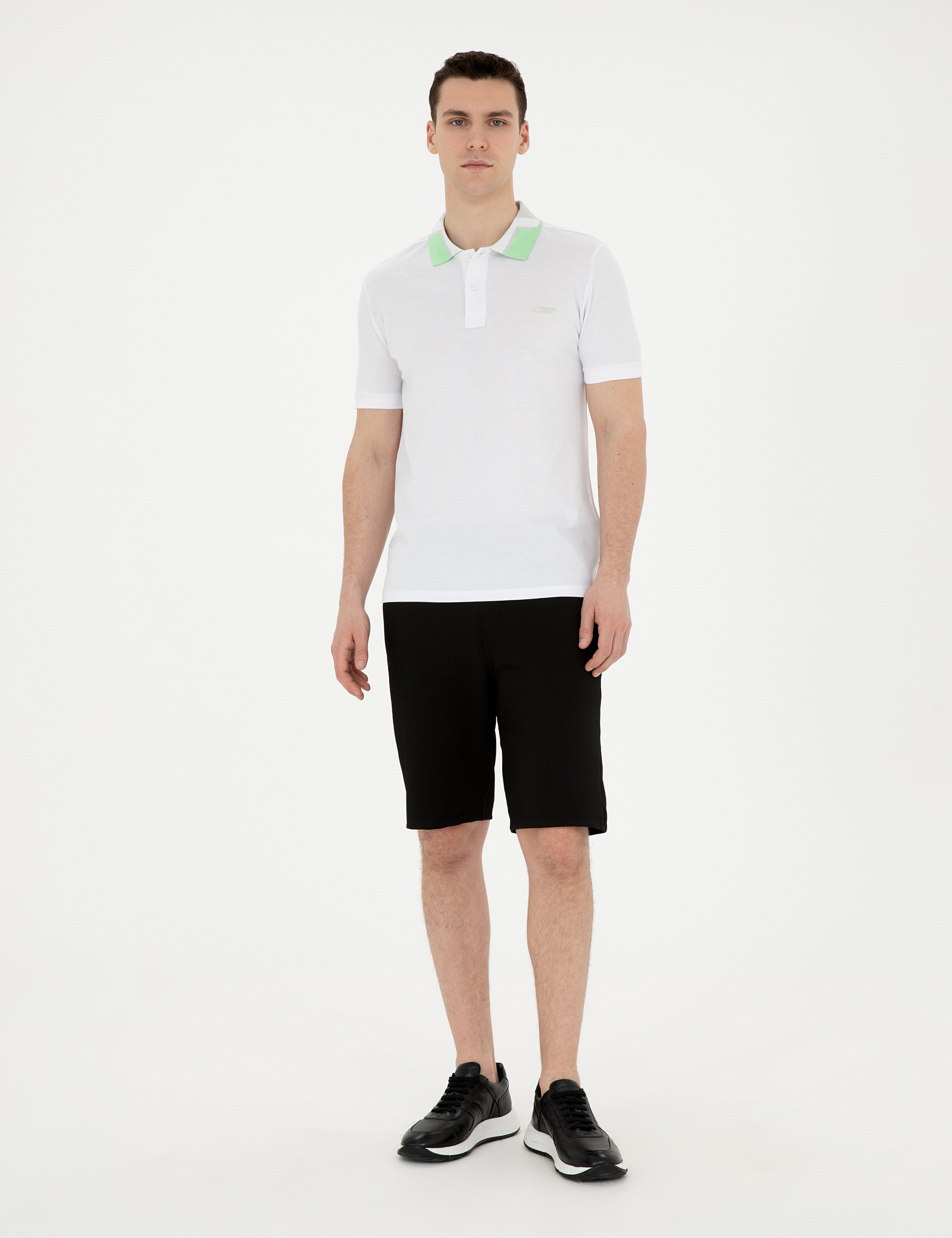Siyah Regular Fit Örme Şort - Image 1