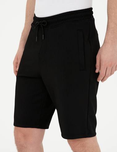 Siyah Regular Fit Örme Şort