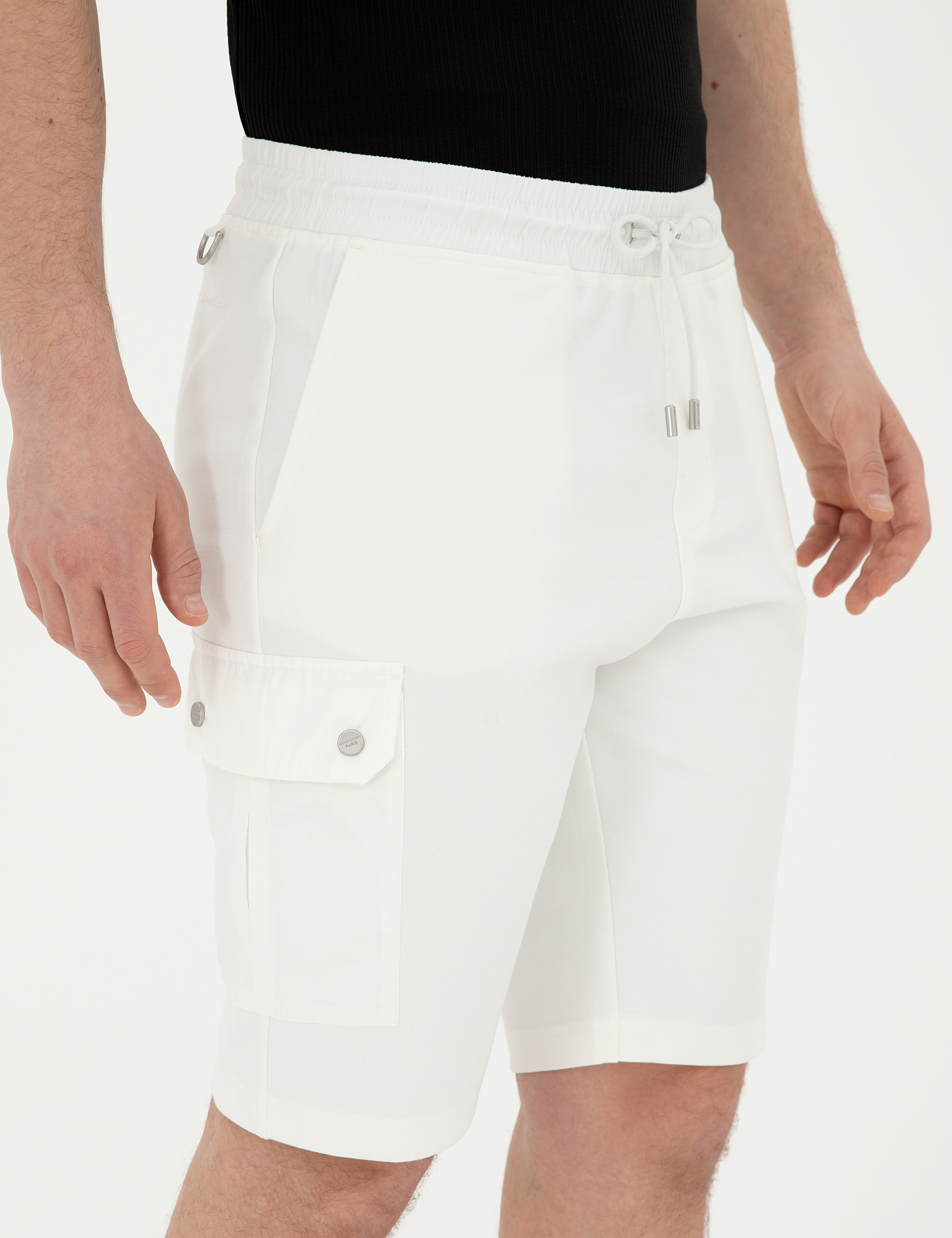 Ekru Regular Fit Örme Şort