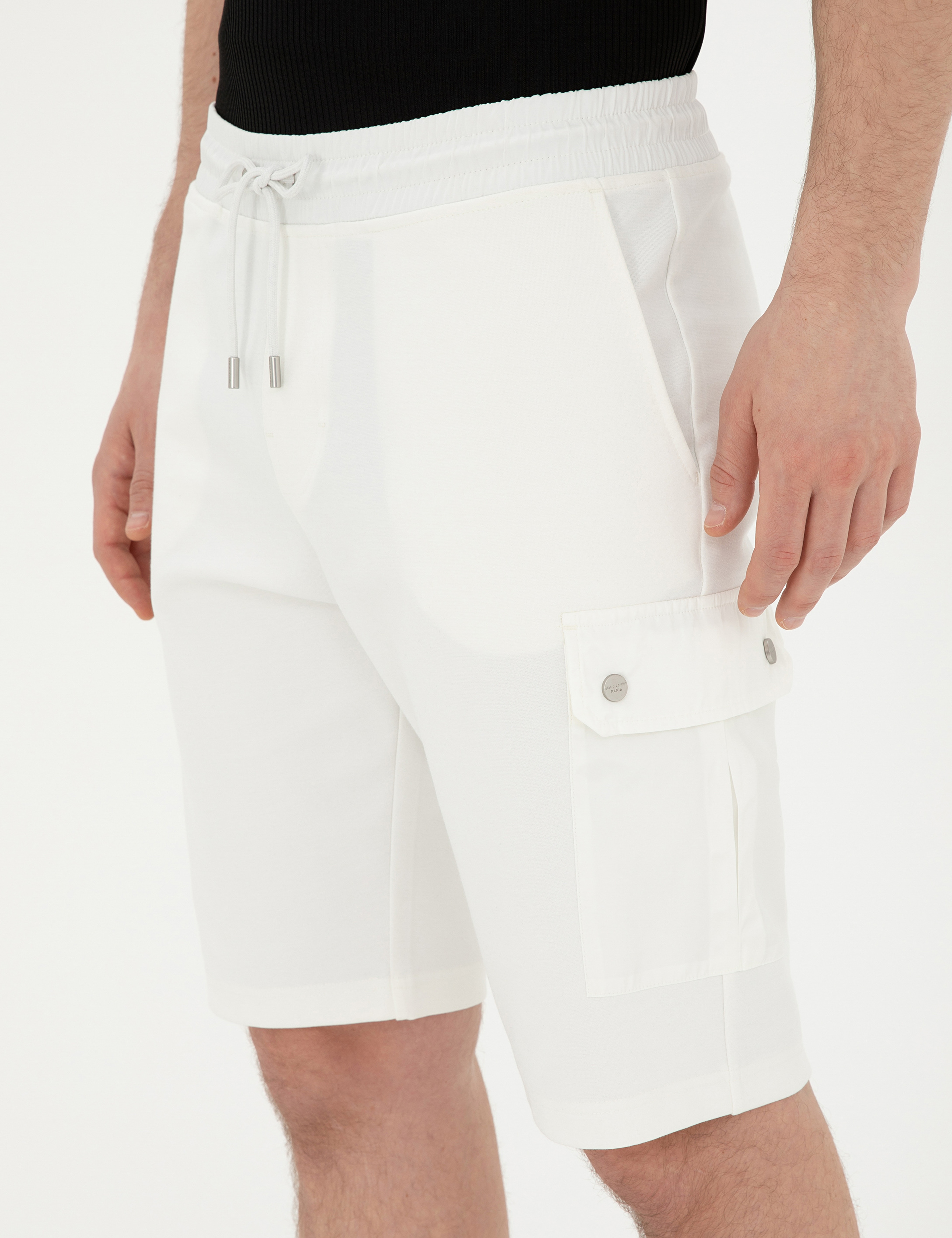 Ekru Regular Fit Örme Şort