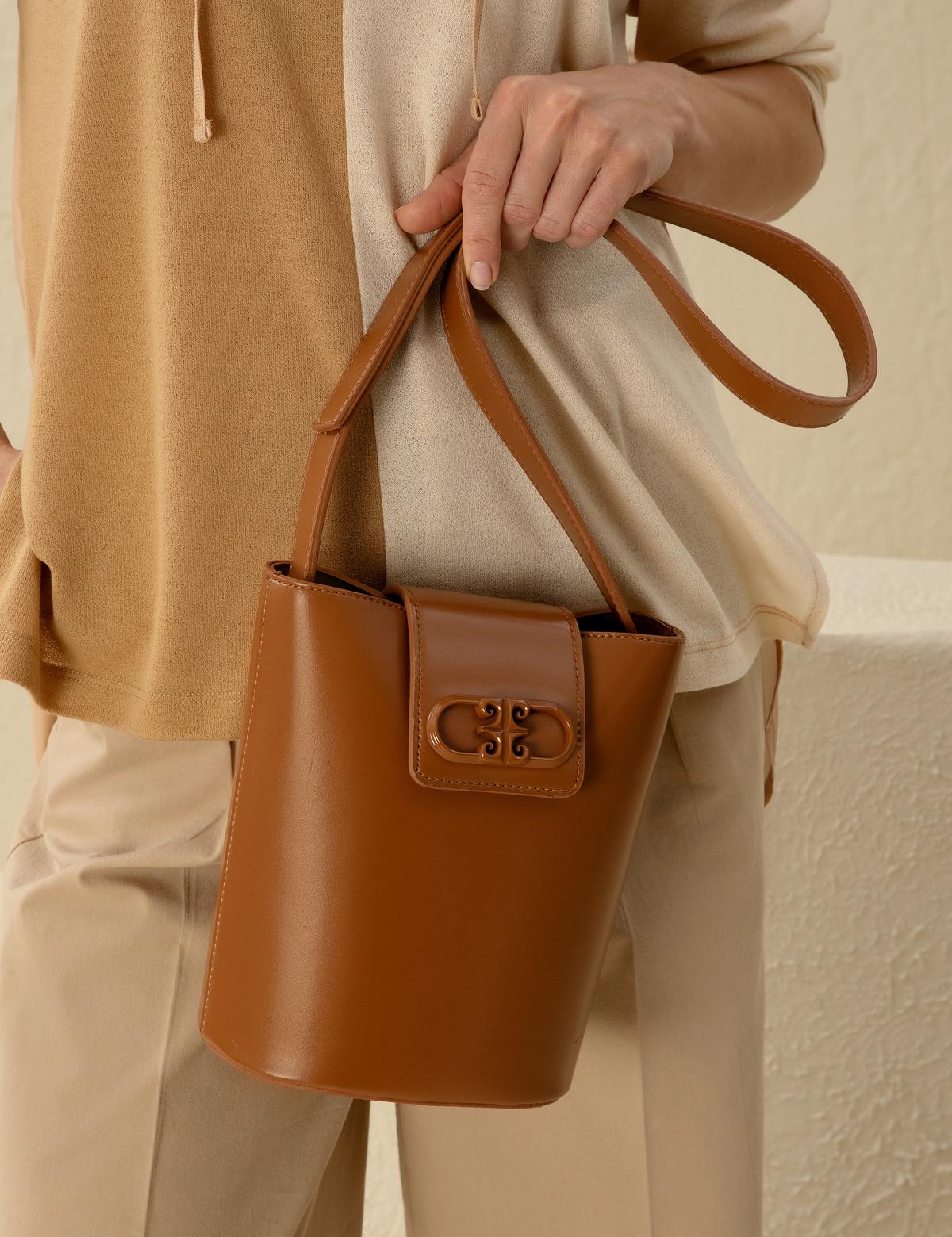 Taba Omuz Çantası - 50297709003