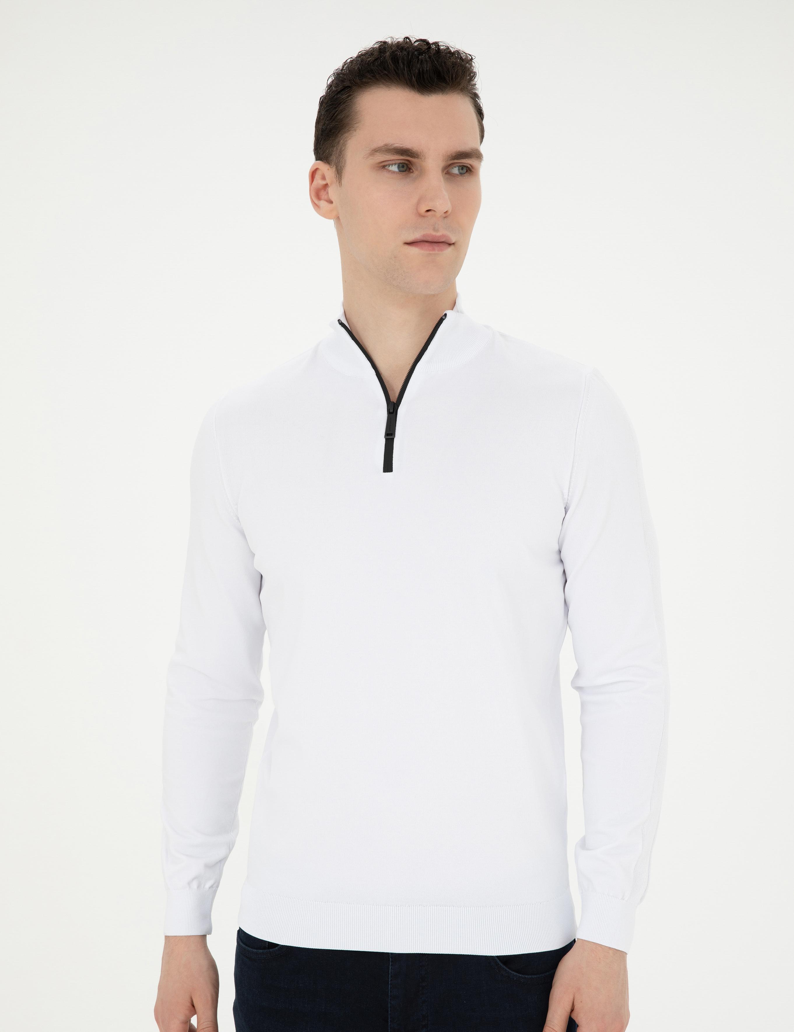 Ekru Slim Fit Fermuarlı Dik Yaka Triko Kazak