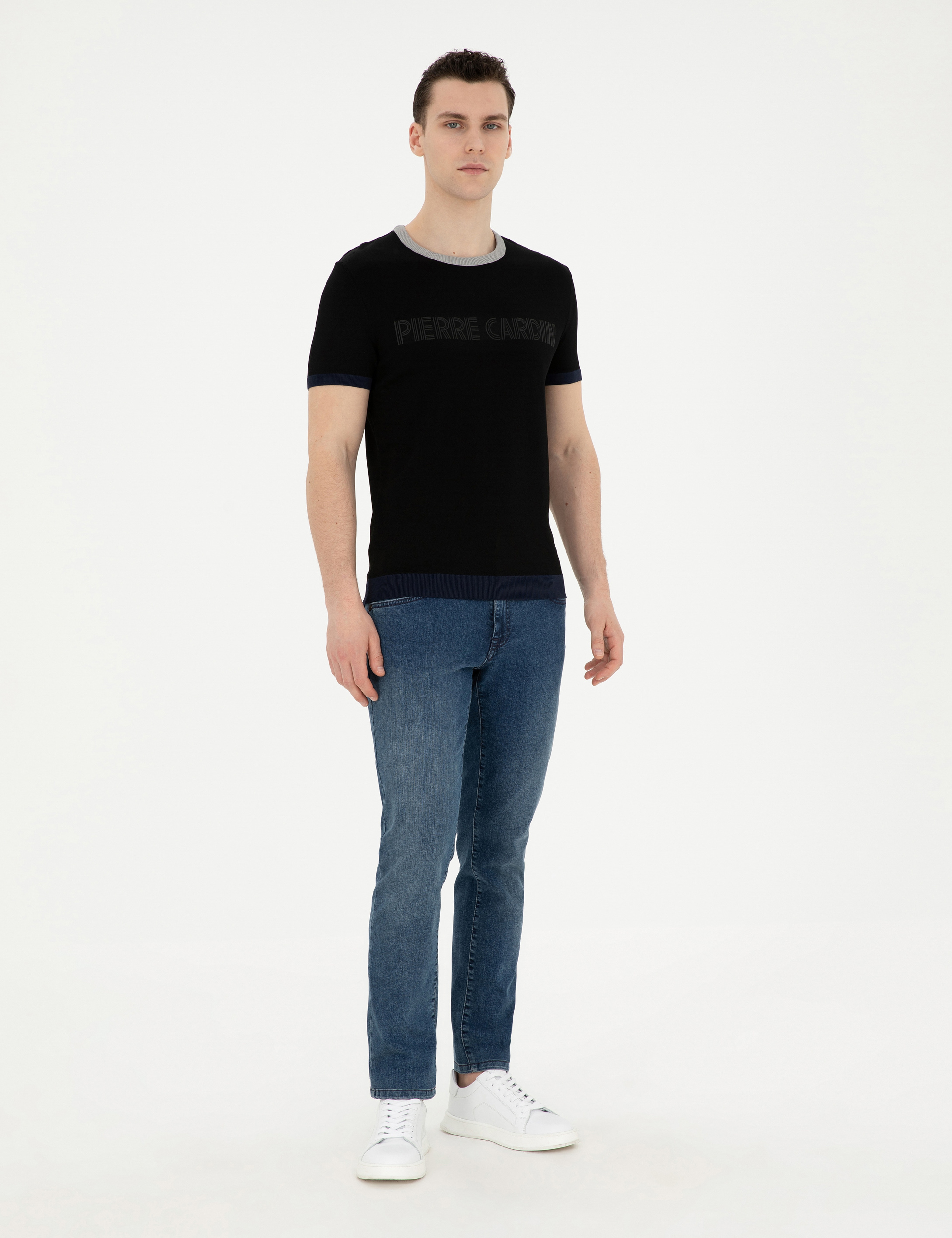 Siyah Slim Fit Bisiklet Yaka Triko Tişört