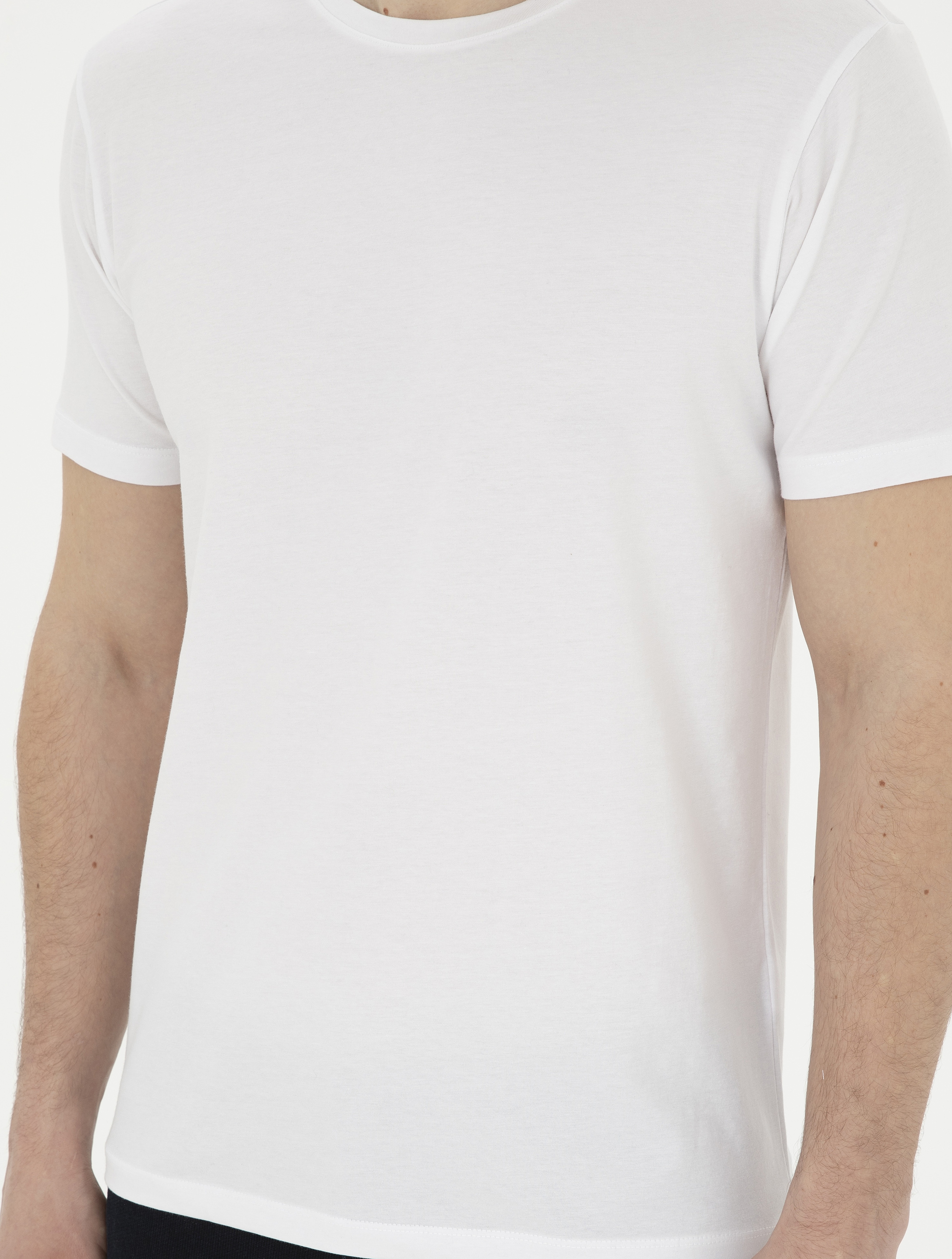 Beyaz Slim Fit Basic Tişört - Image 6
