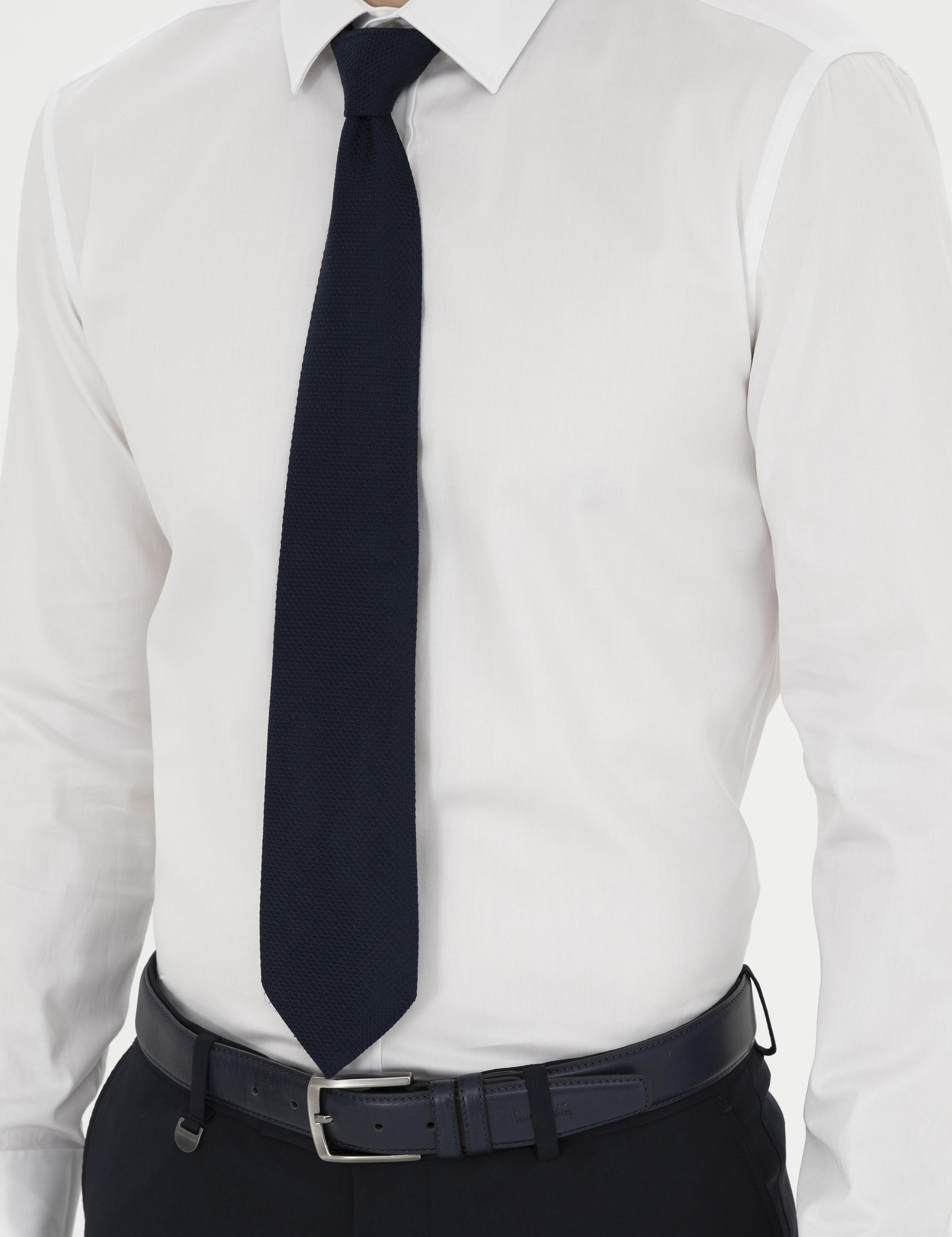 Beyaz Slim Fit Uzun Kollu Basic Gömlek