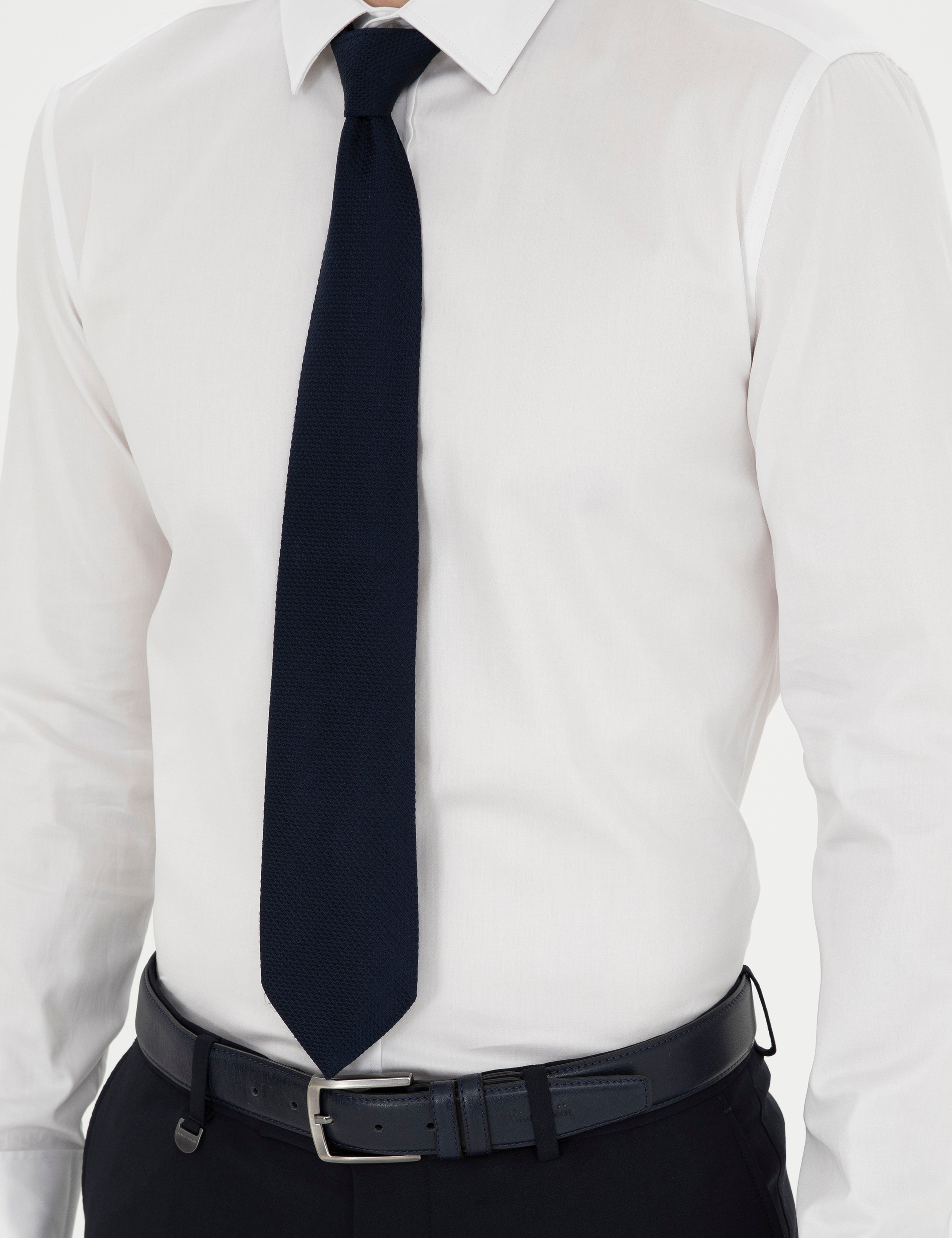 Beyaz Slim Fit Uzun Kollu Basic Gömlek