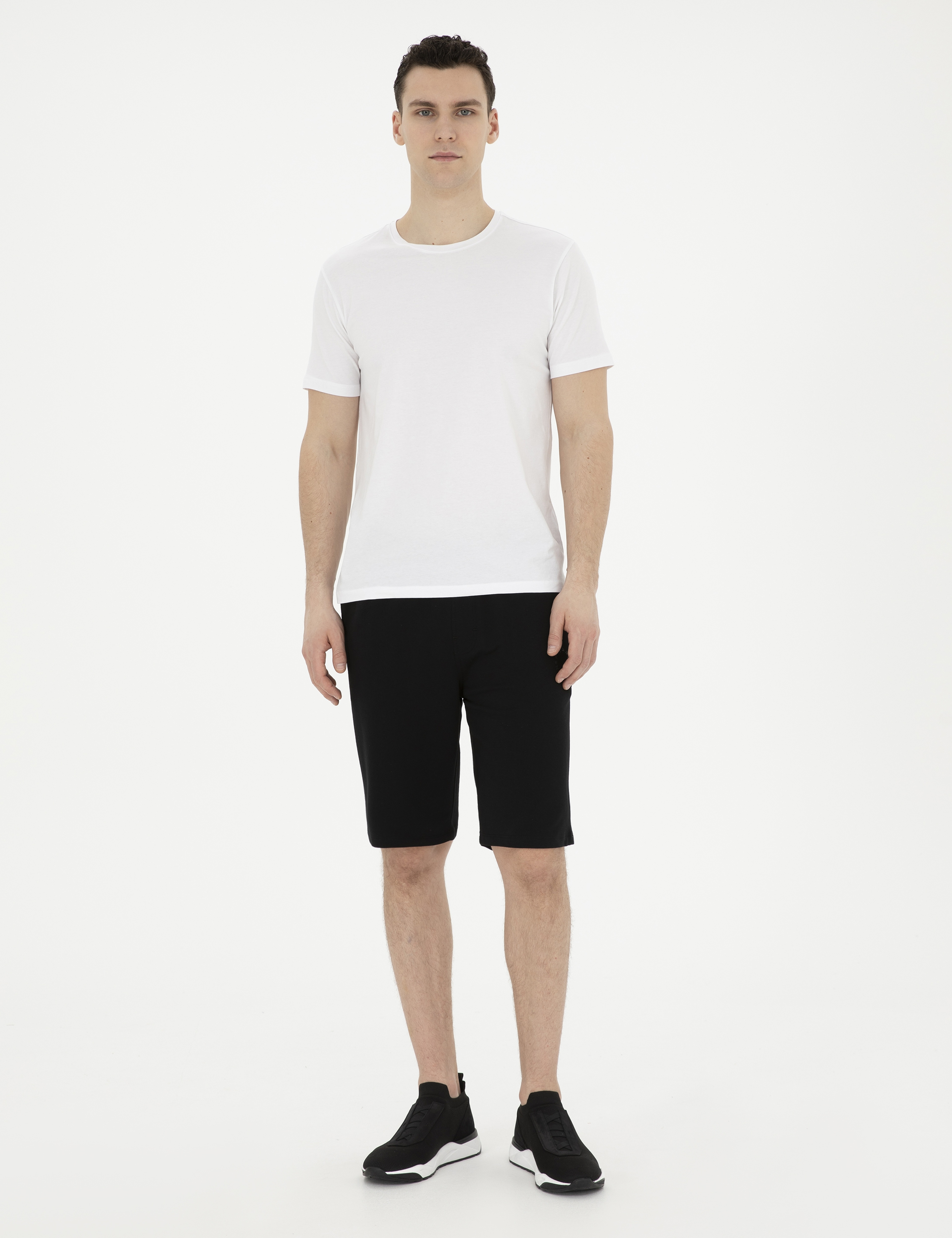 Siyah Slim Fit Örme Şort