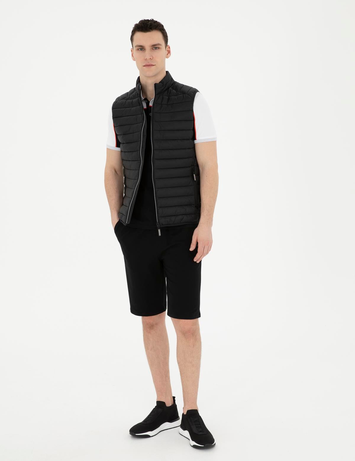 Siyah Dolgulu Ultra Hafif Şişme Yelek - 50281903012