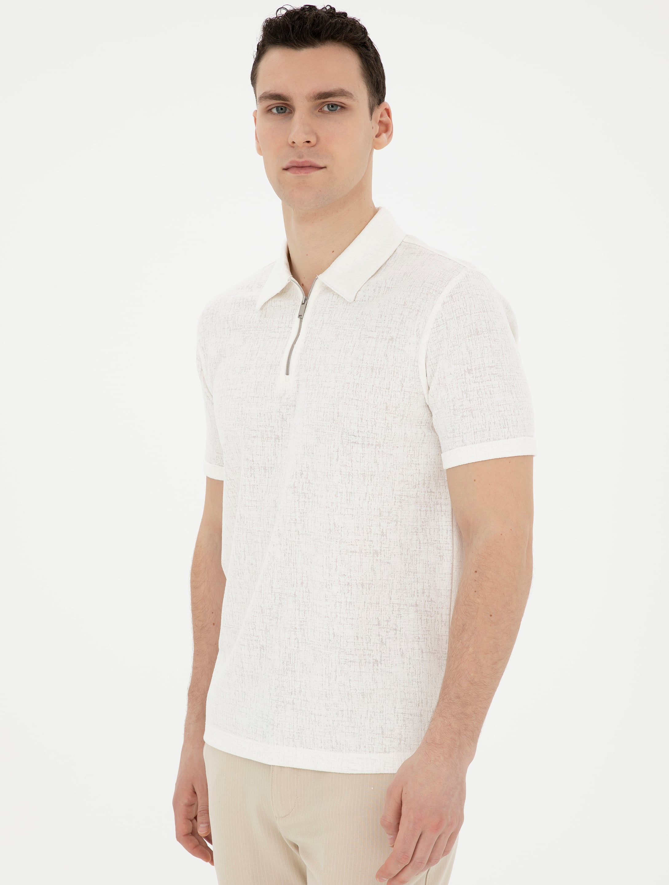 Ekru Slim Fit Tişört