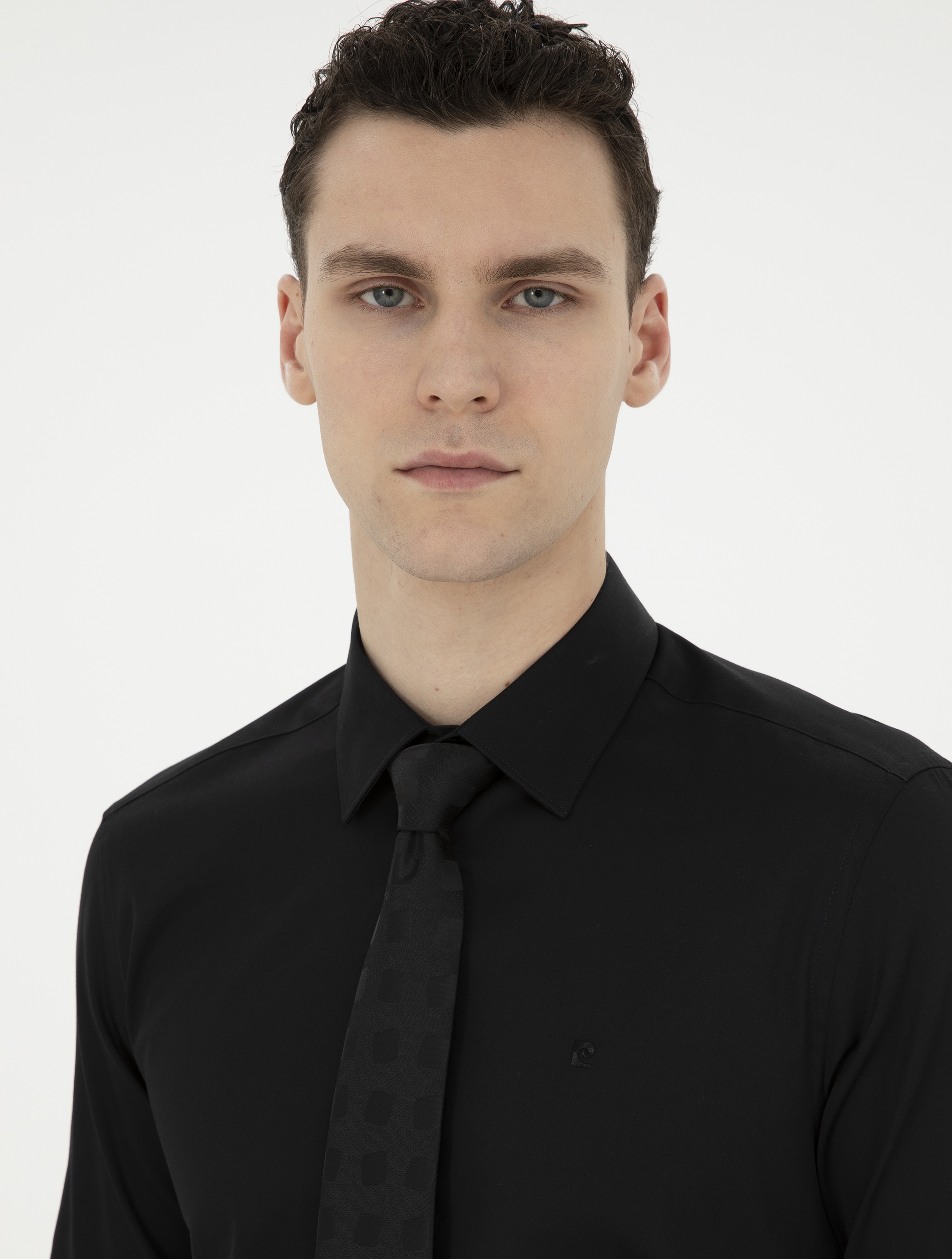 Siyah %100 Pamuk Parlak Saten Slim Fit Uzun Kollu Basic Gömlek - Image 2