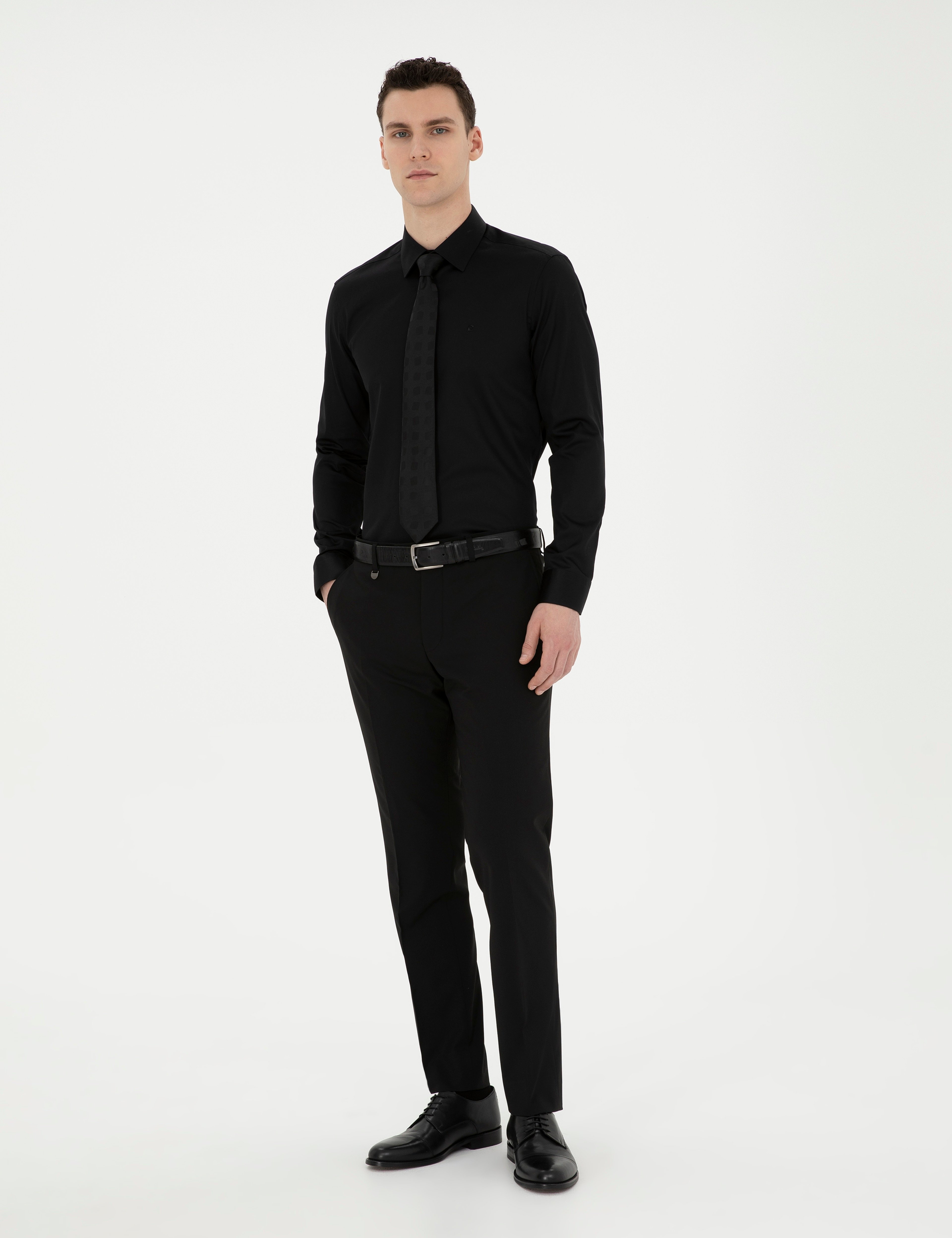 Siyah %100 Pamuk Parlak Saten Slim Fit Uzun Kollu Basic Gömlek