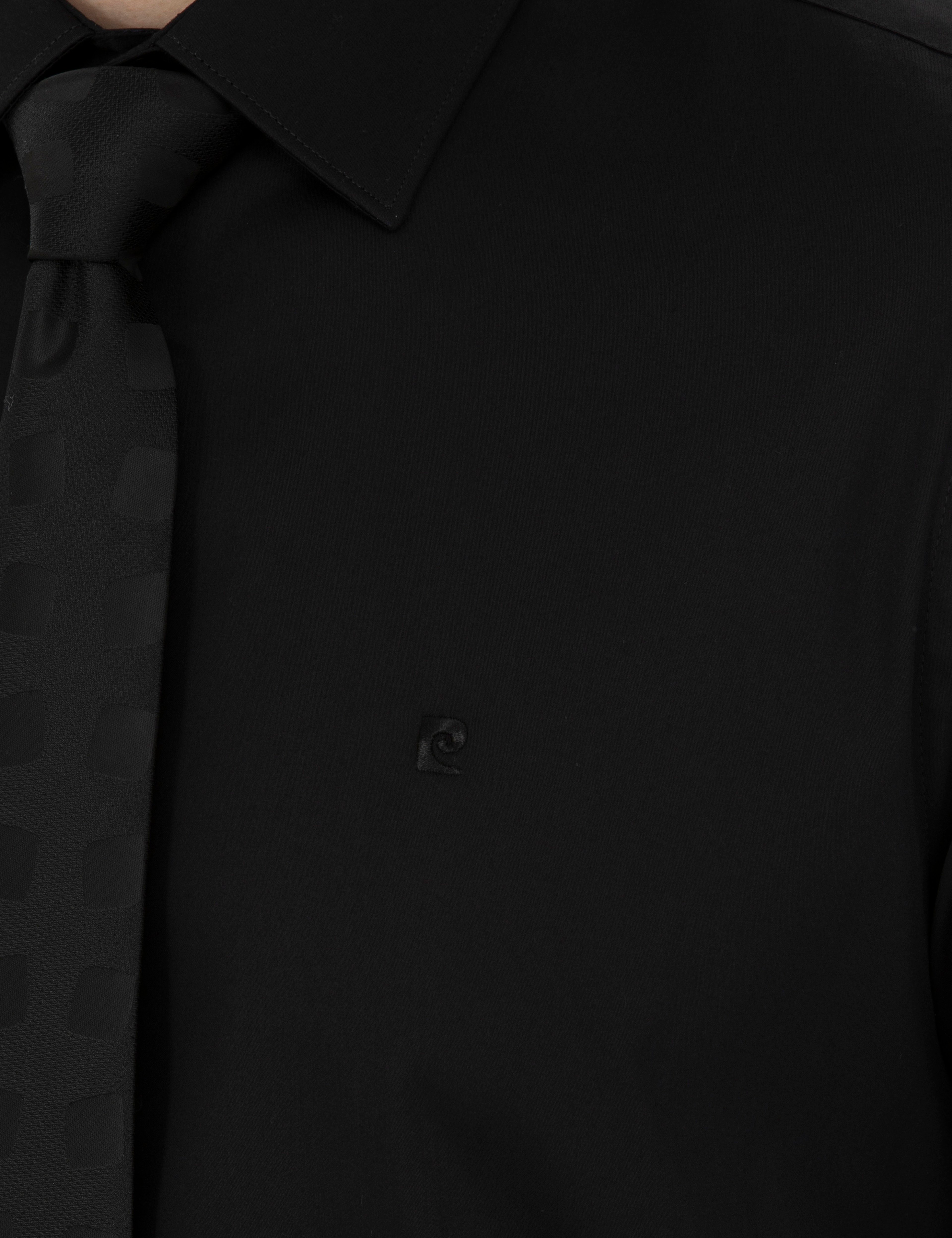 Siyah %100 Pamuk Parlak Saten Slim Fit Uzun Kollu Basic Gömlek