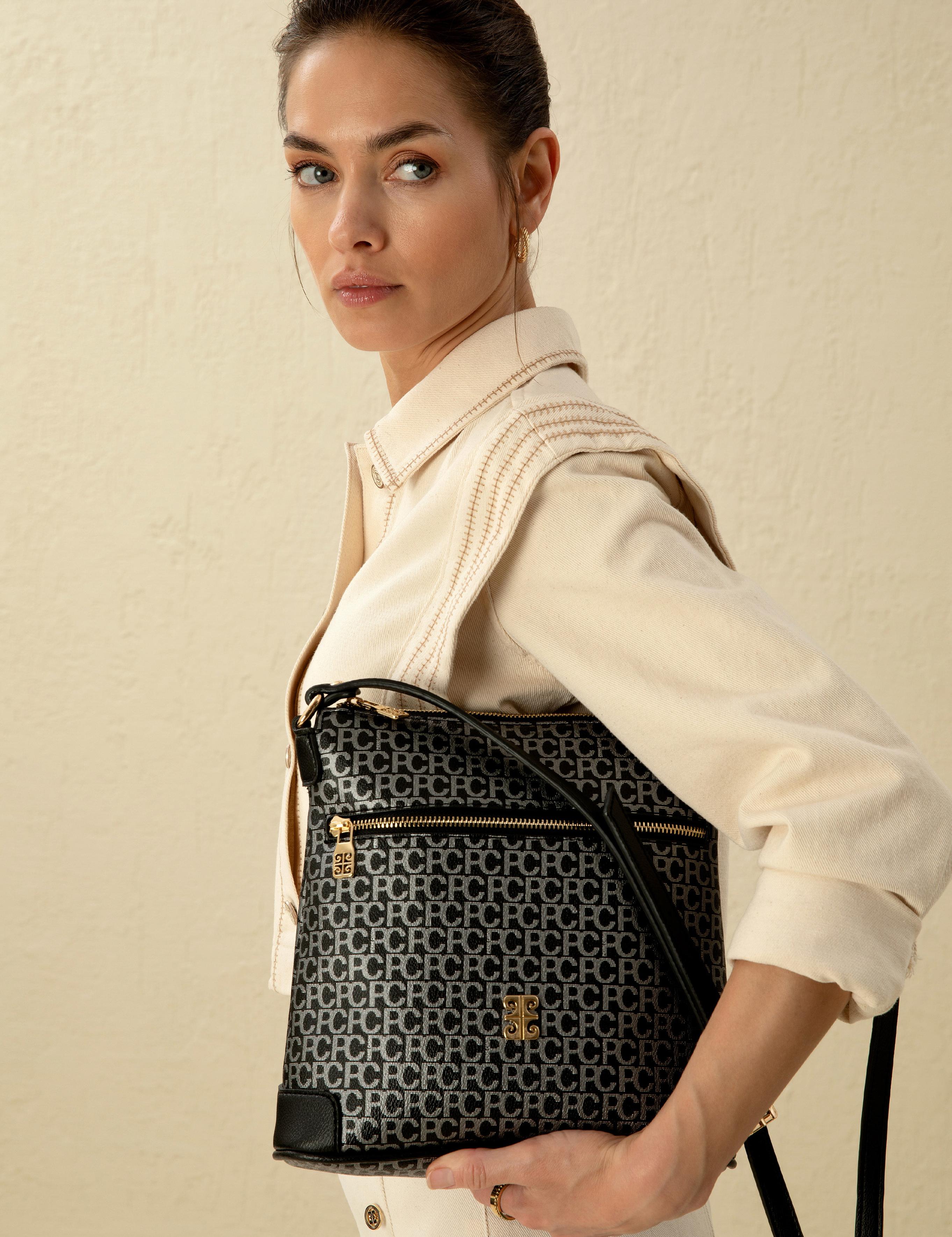 Siyah Çapraz Çanta