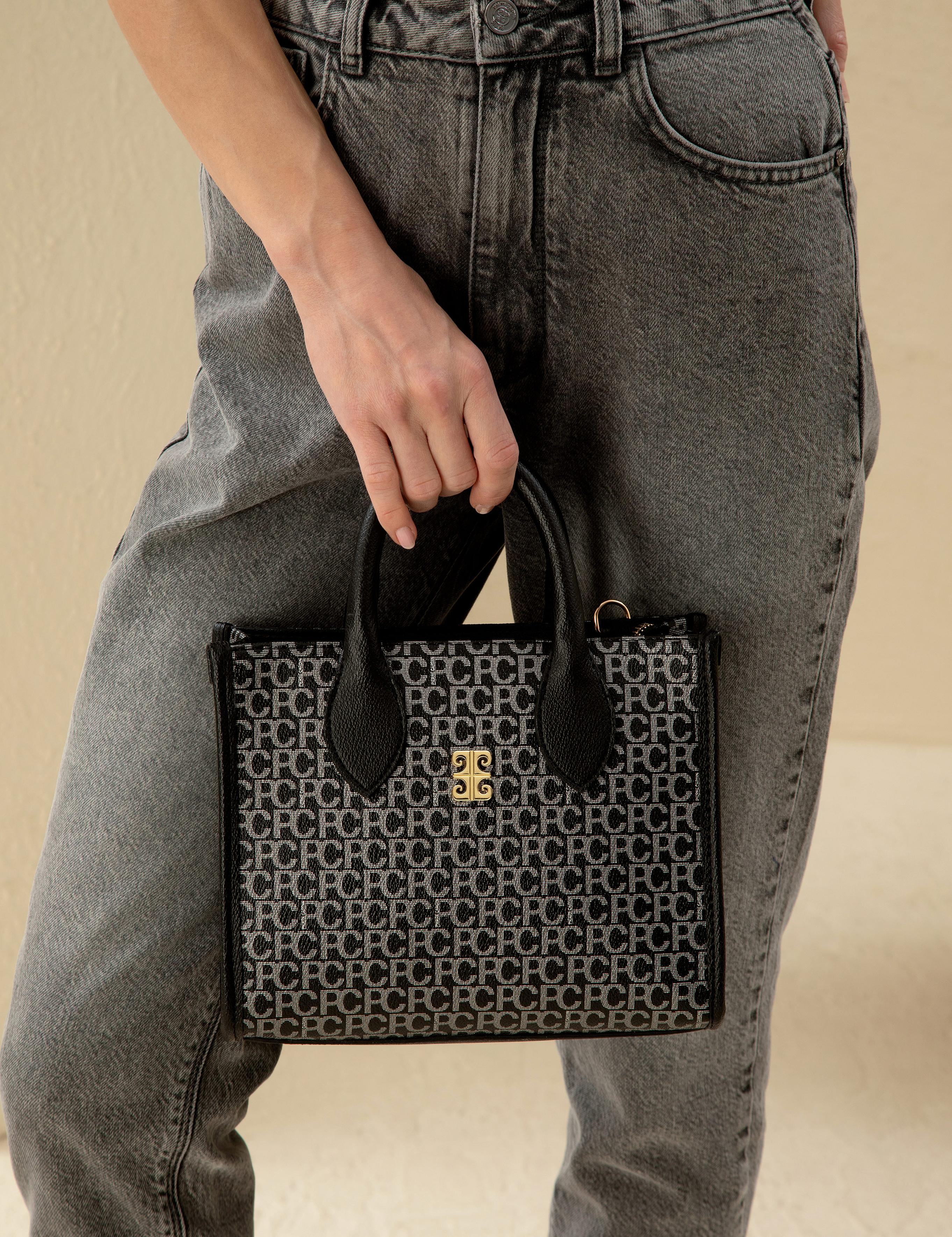 Siyah Omuz Çantası