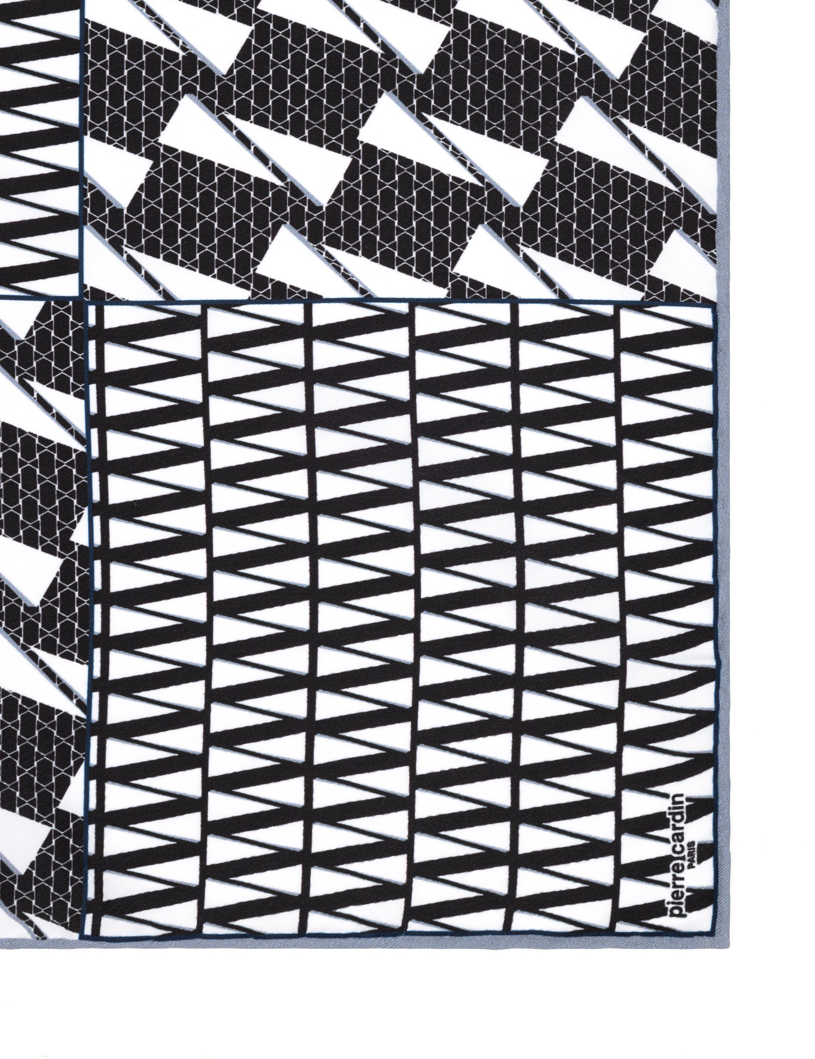 Siyah Desenli Mendil