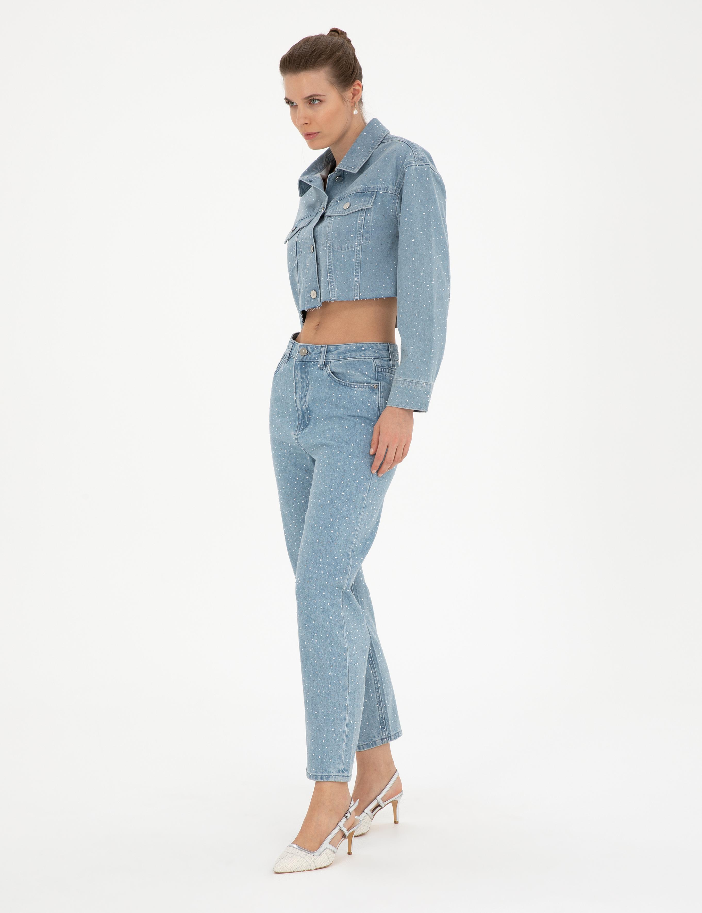 Açık Mavi Parlak Taşlı Mom Fit Jean Pantolon