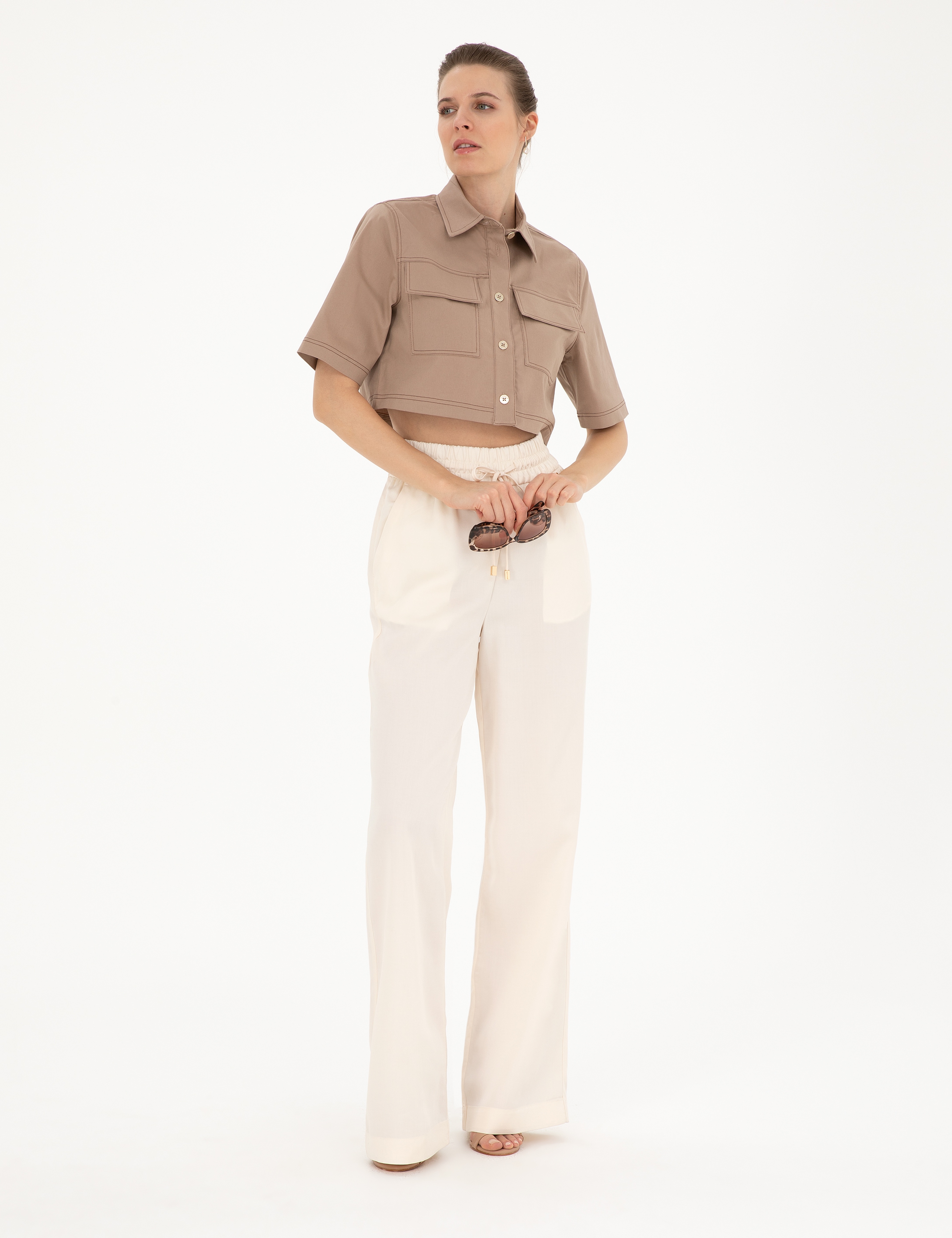 Bej Crop Top Kısa Kollu Gömlek - Image 4