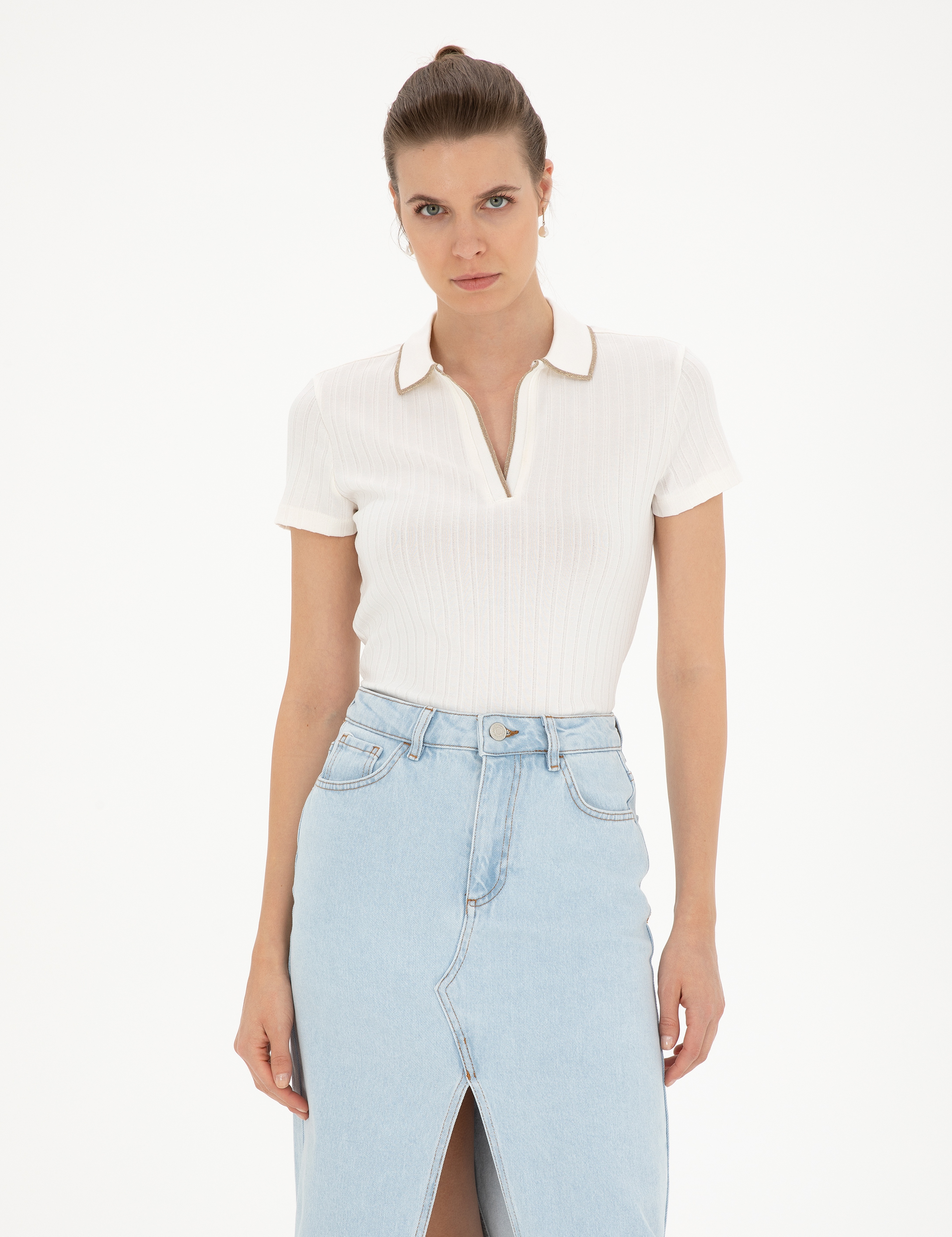 Ekru Slim Fit Triko Tişört - Image 1