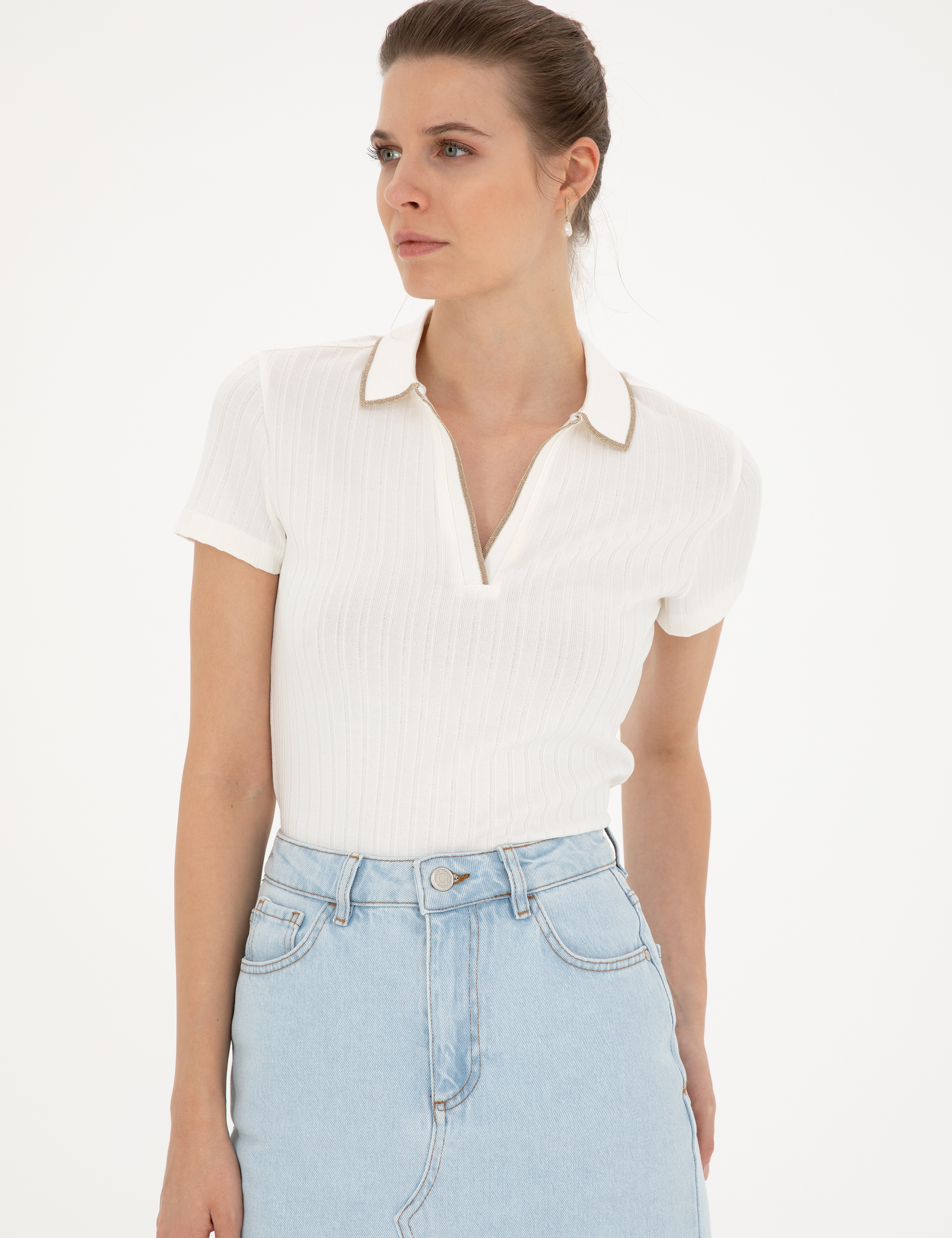 Ekru Slim Fit Triko Tişört - Image 3