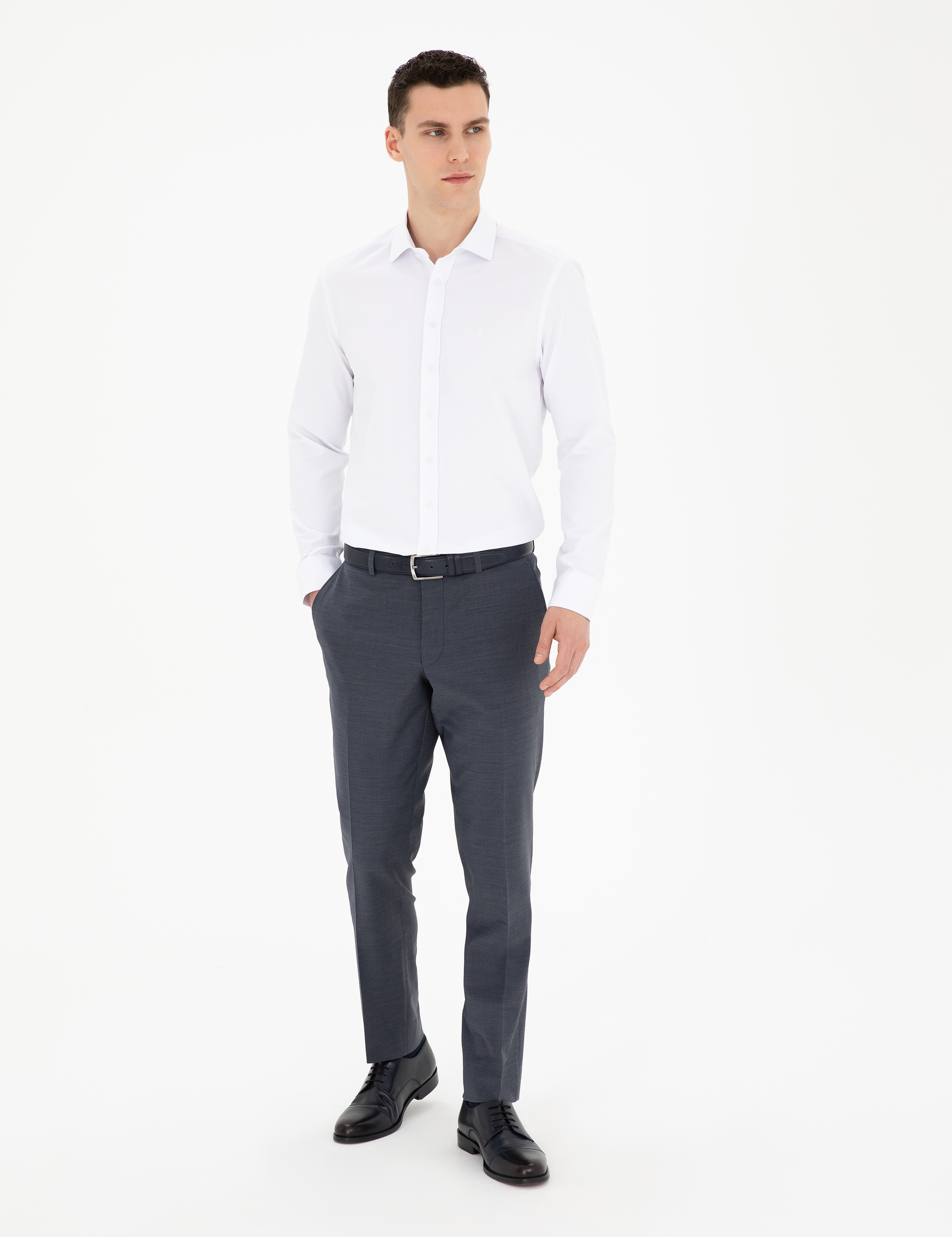 Beyaz Slim Fit Armürlü Uzun Kollu Gömlek - Image 4