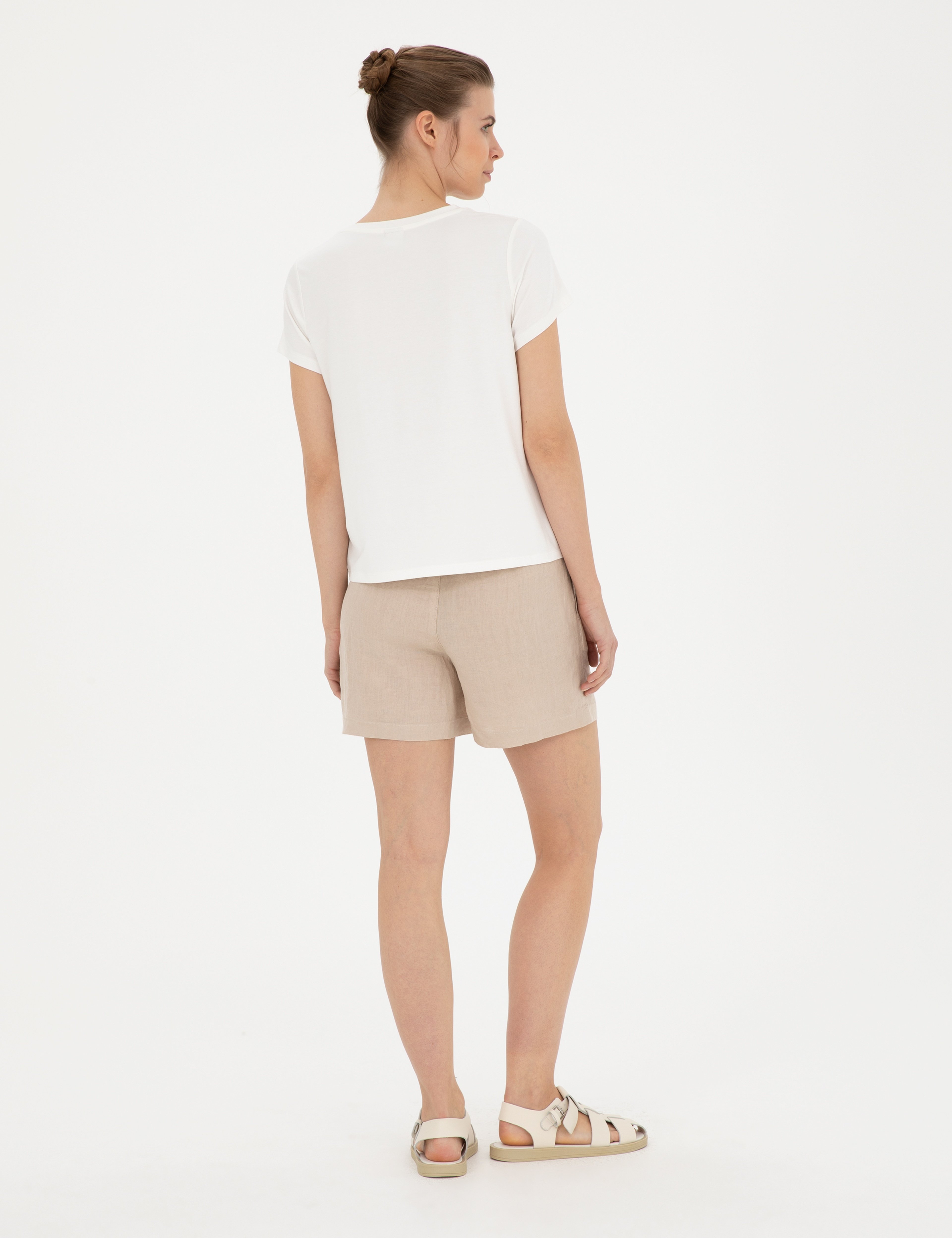 Kum Keten Comfort Fit Bermuda Şort