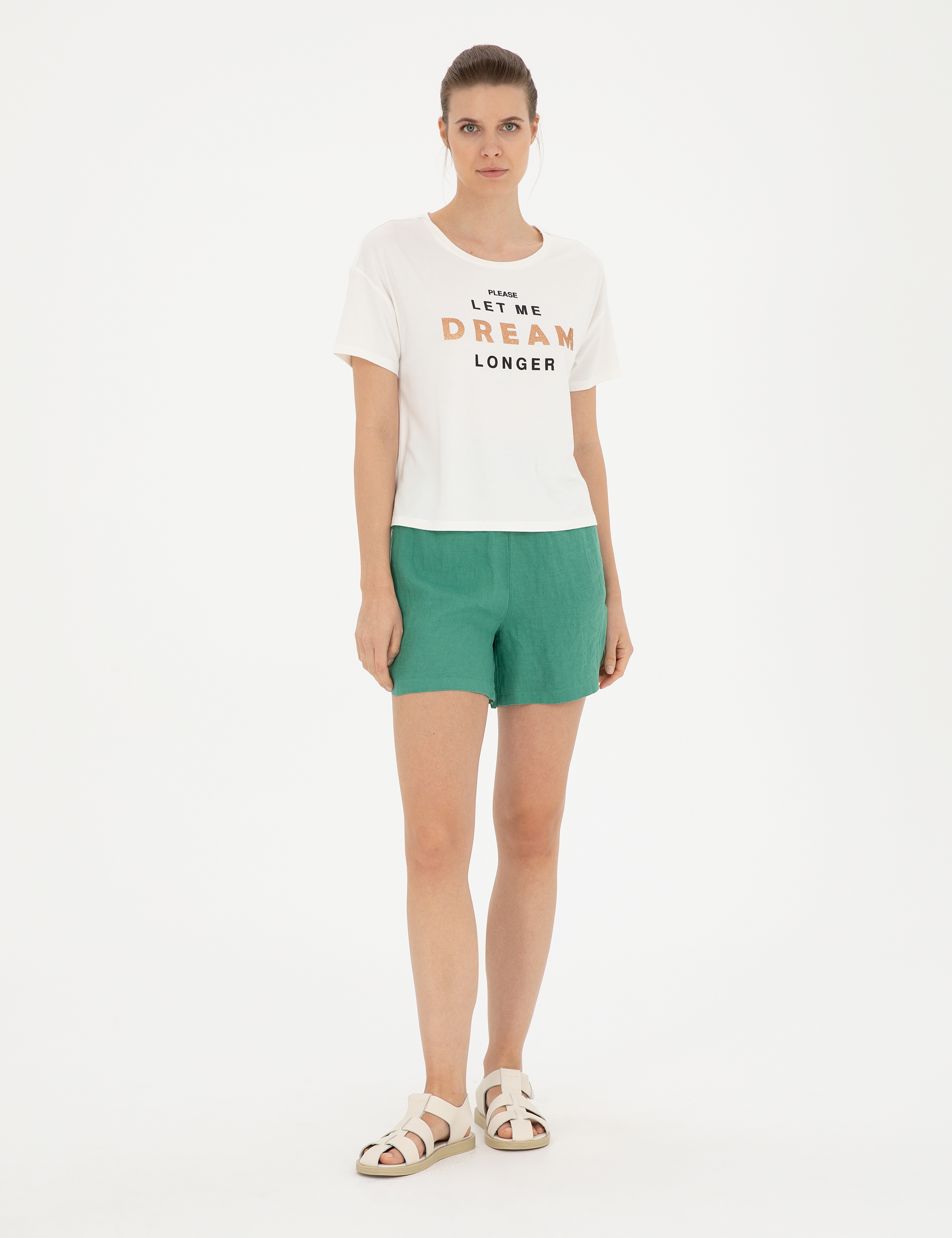 Yeşil Keten Comfort Fit Bermuda Şort - Image 1