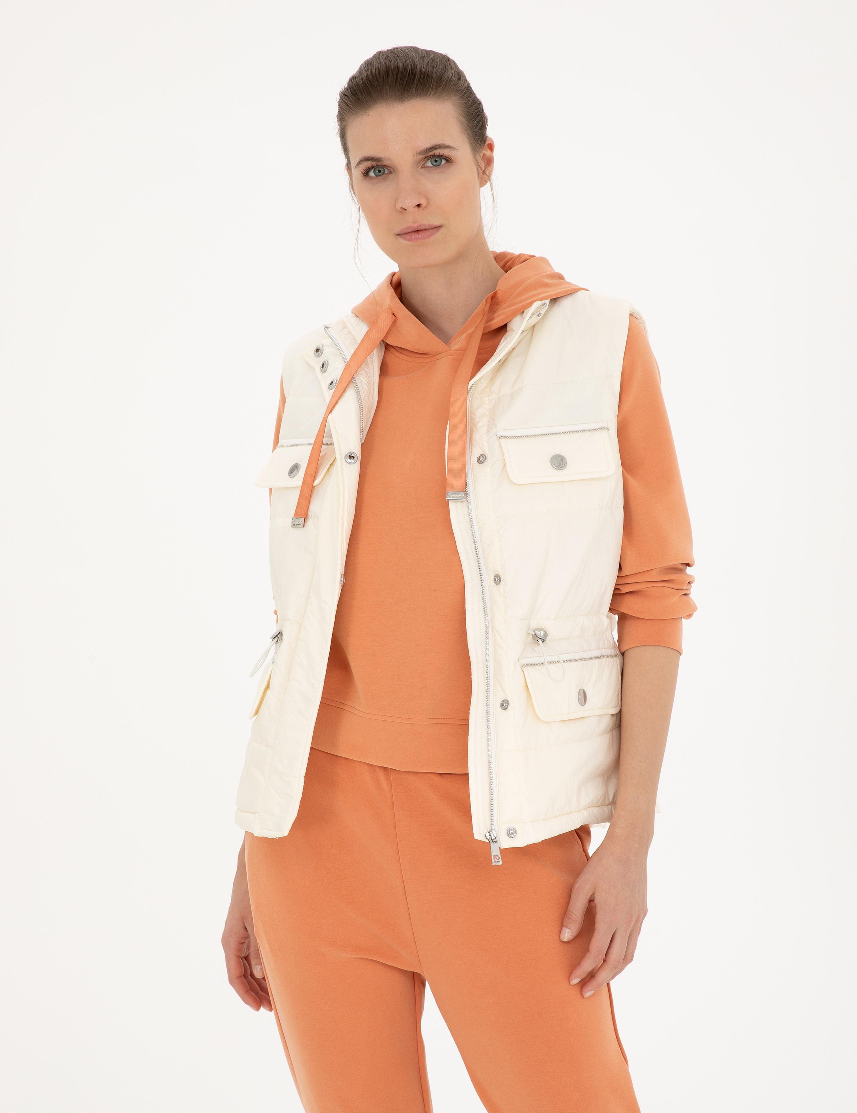 Ekru Mevsimlik Yelek