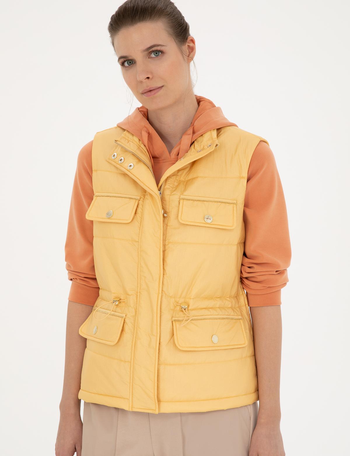 Sarı Mevsimlik Yelek - 50282397032