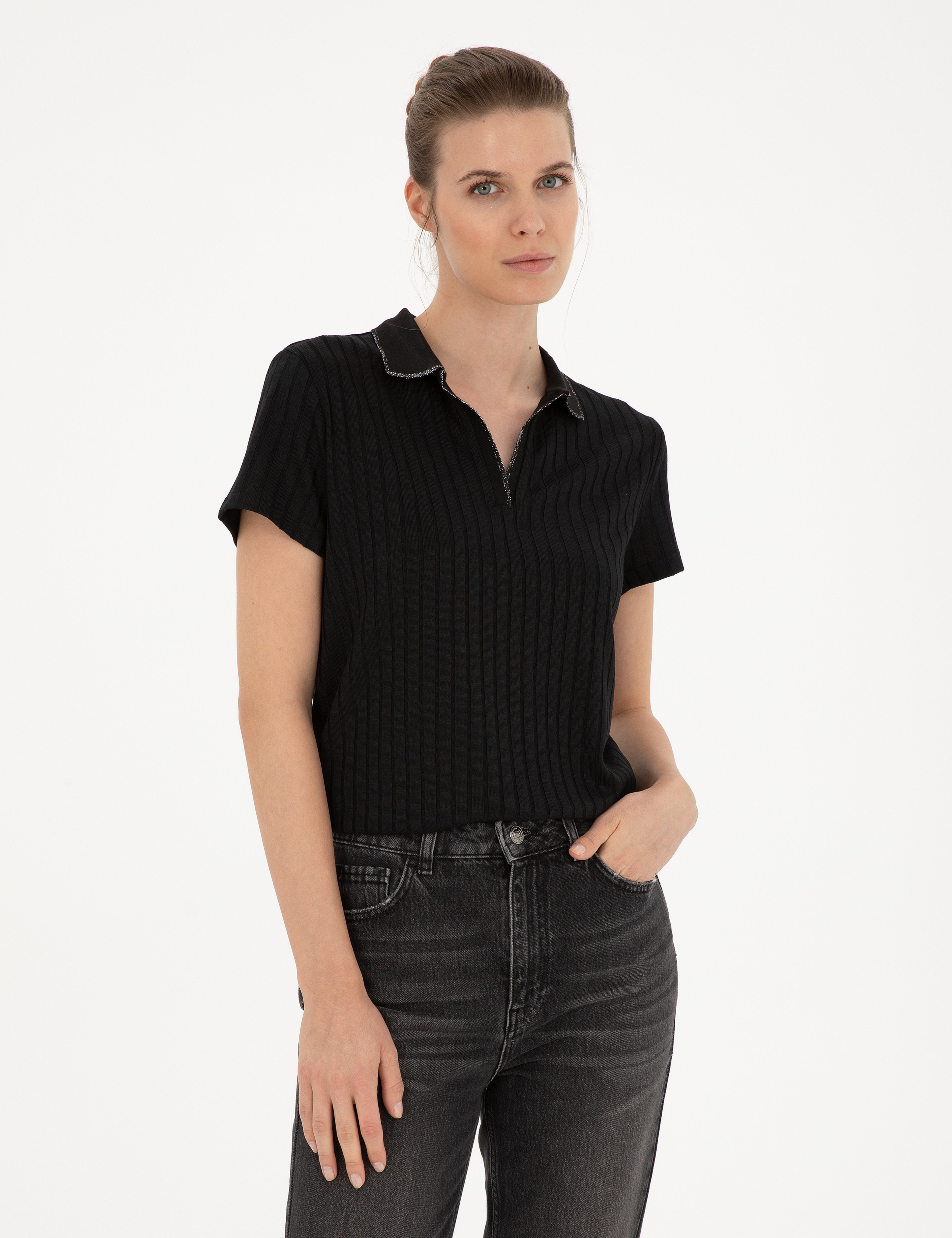 Siyah Slim Fit Triko Tişört - Image 1