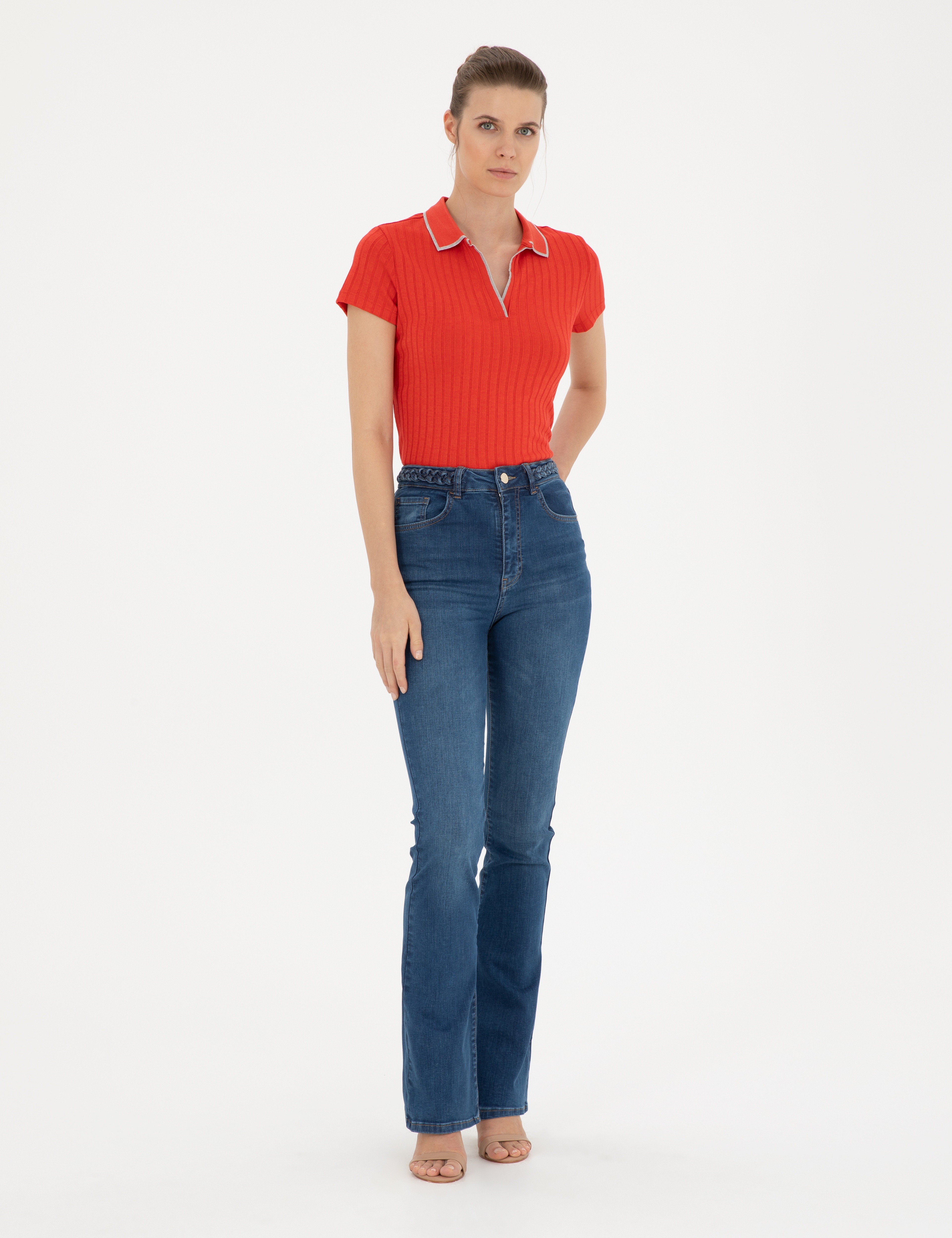 Nar Çiçeği Slim Fit Triko Tişört - Image 4