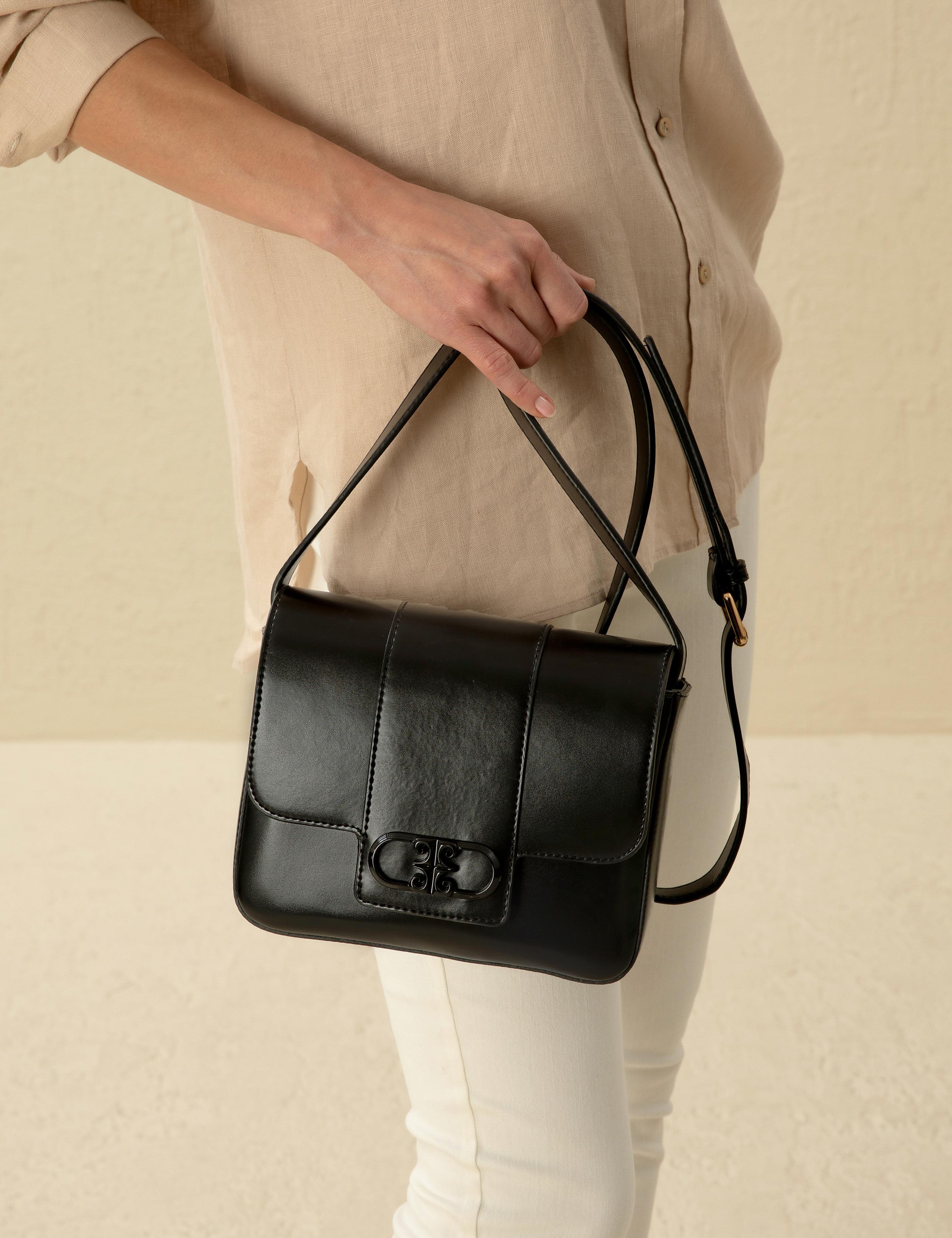 Siyah Çapraz Çanta