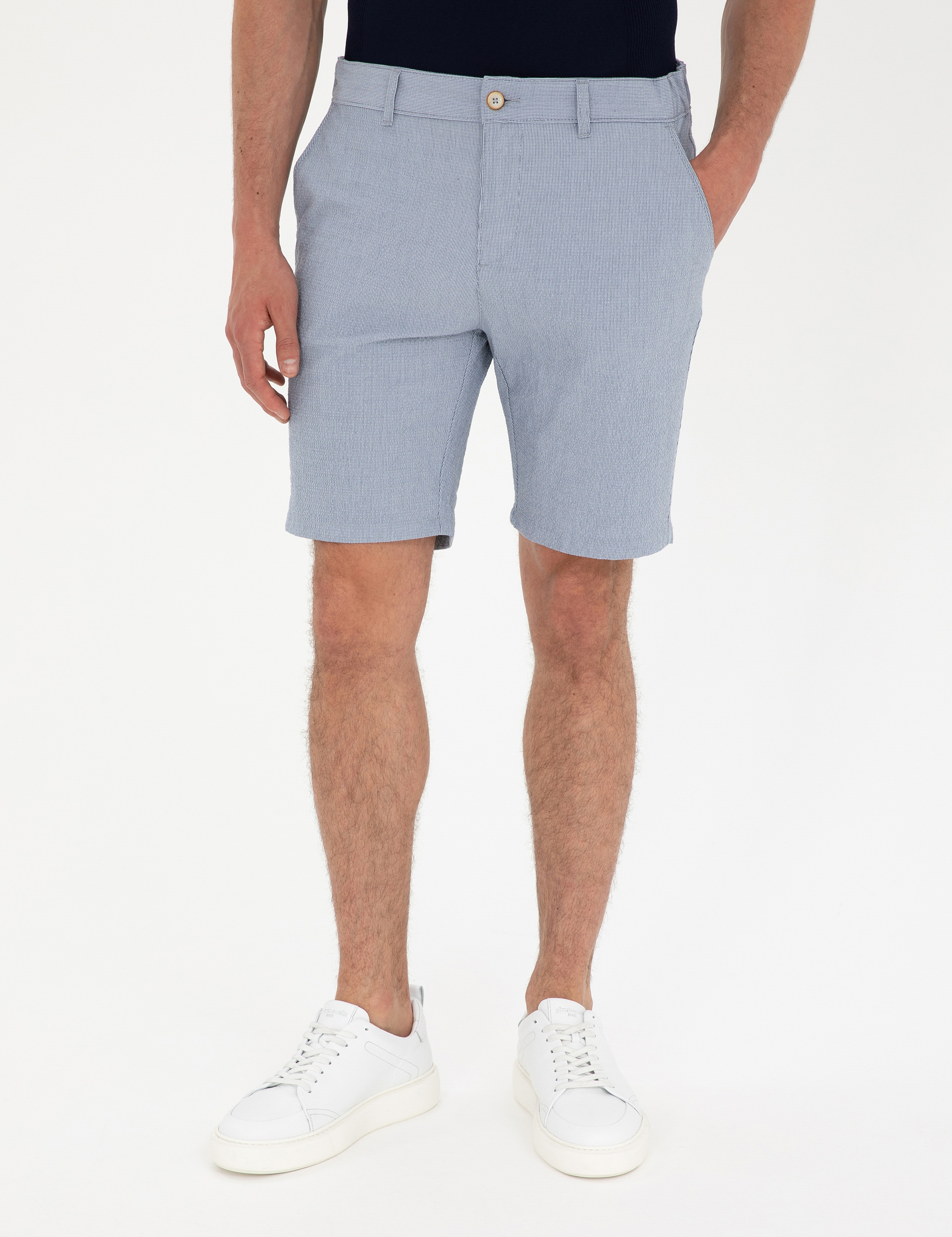 Açık Mavi Slim Fit Gofre Dokuma Şort - Image 2