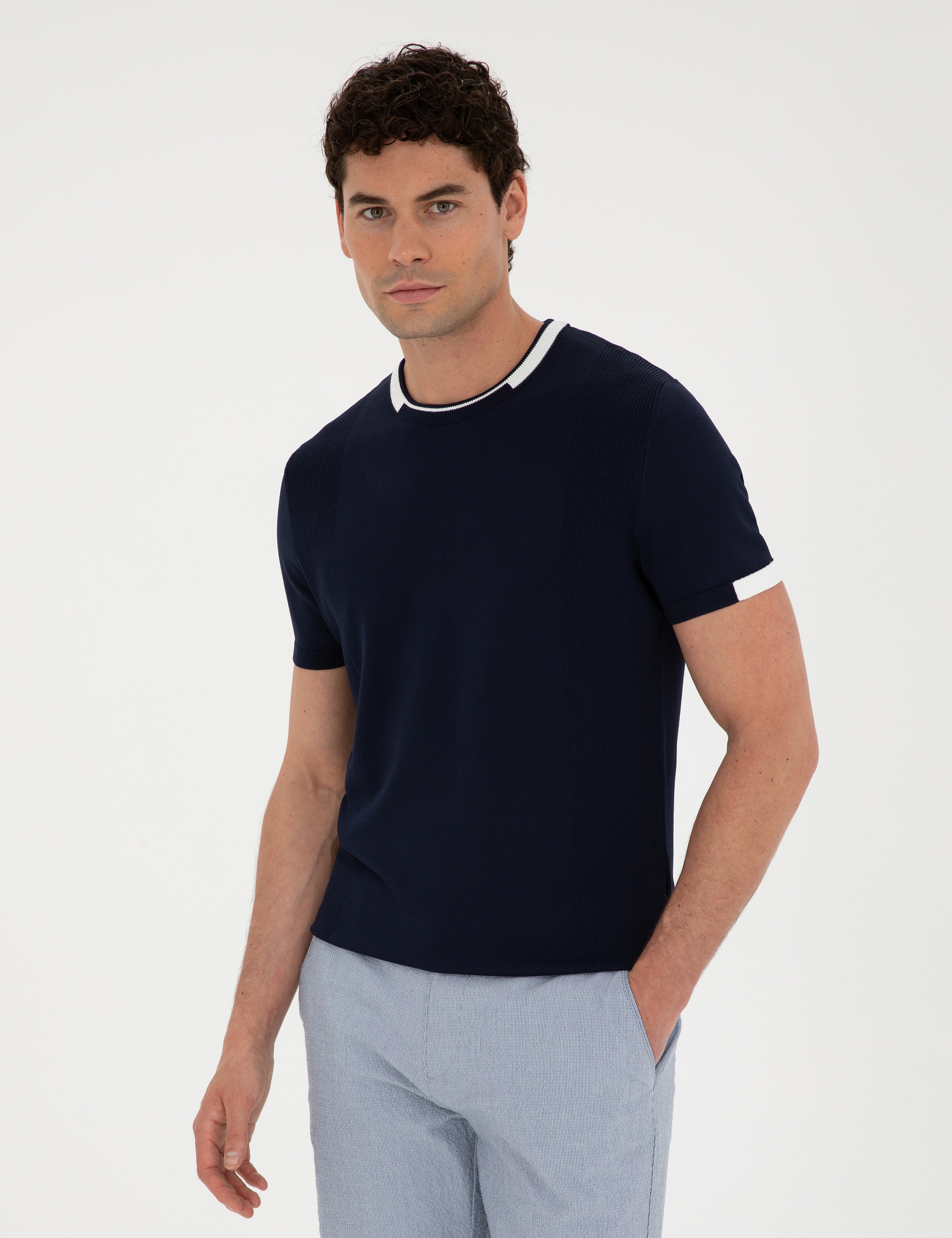 Lacivert Slim Fit Bisiklet Yaka Triko Tişört