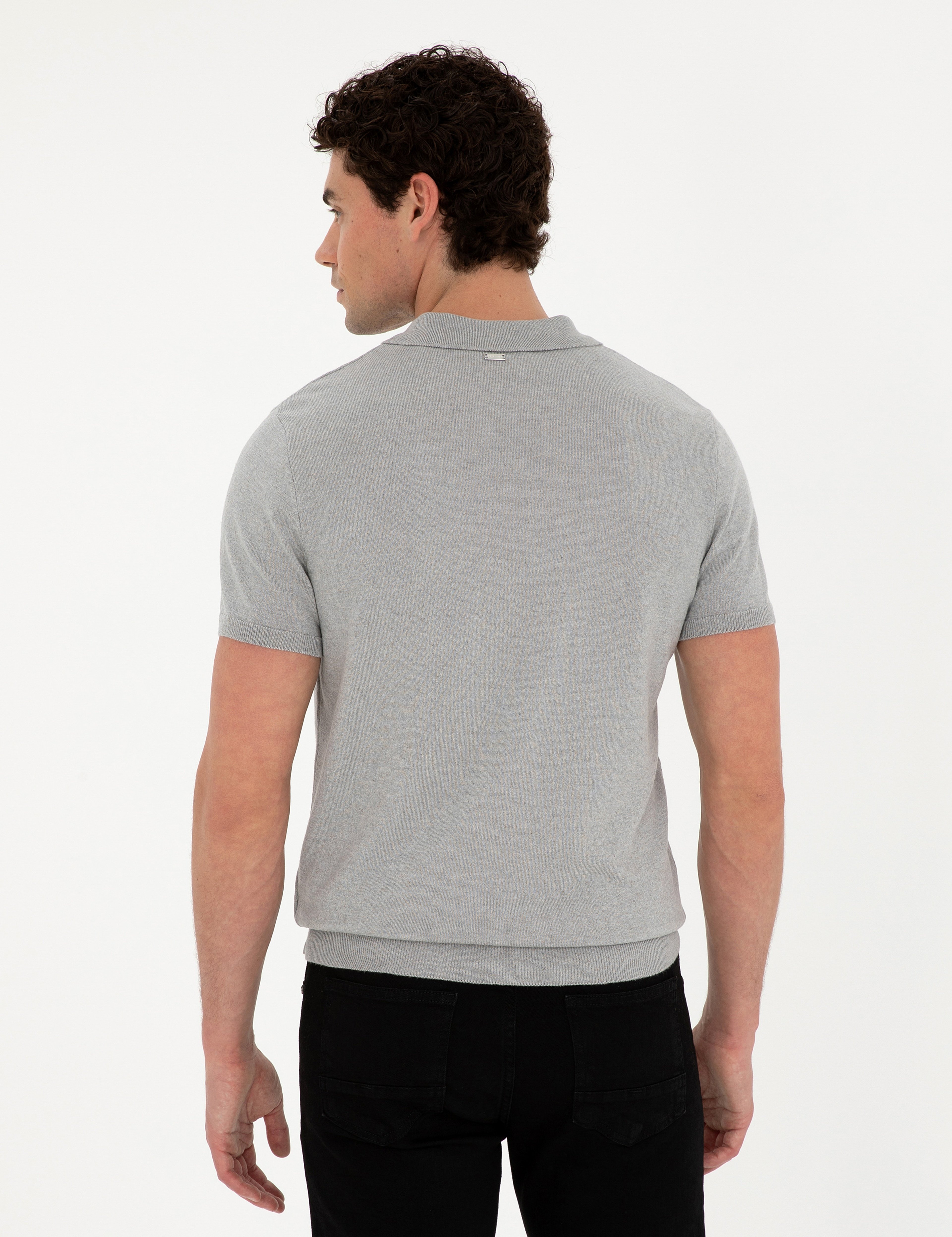 Açık Gri Slim Fit Düğmeli Polo Yaka Keten Karışımlı Triko Tişört - Image 5
