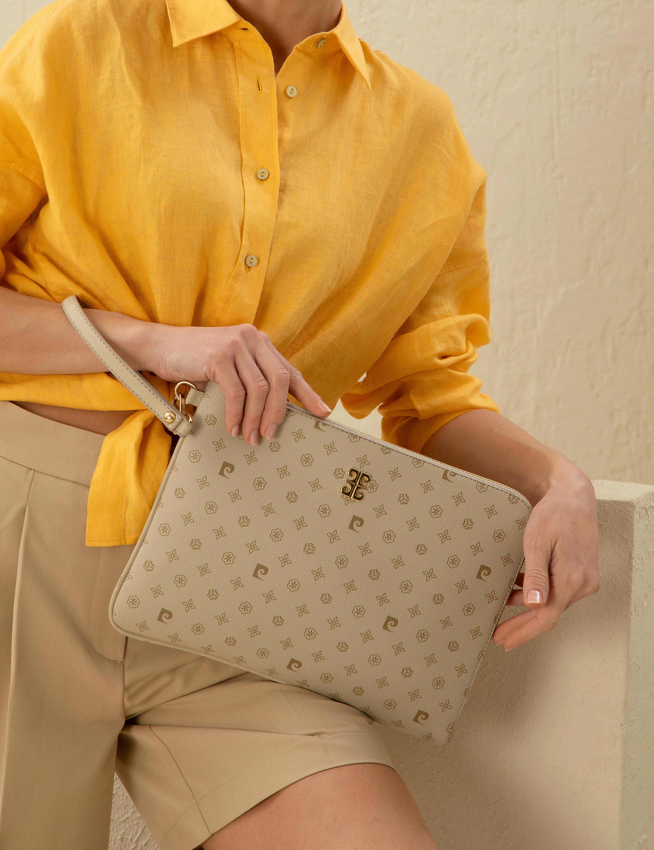 Kahverengi El Çantası