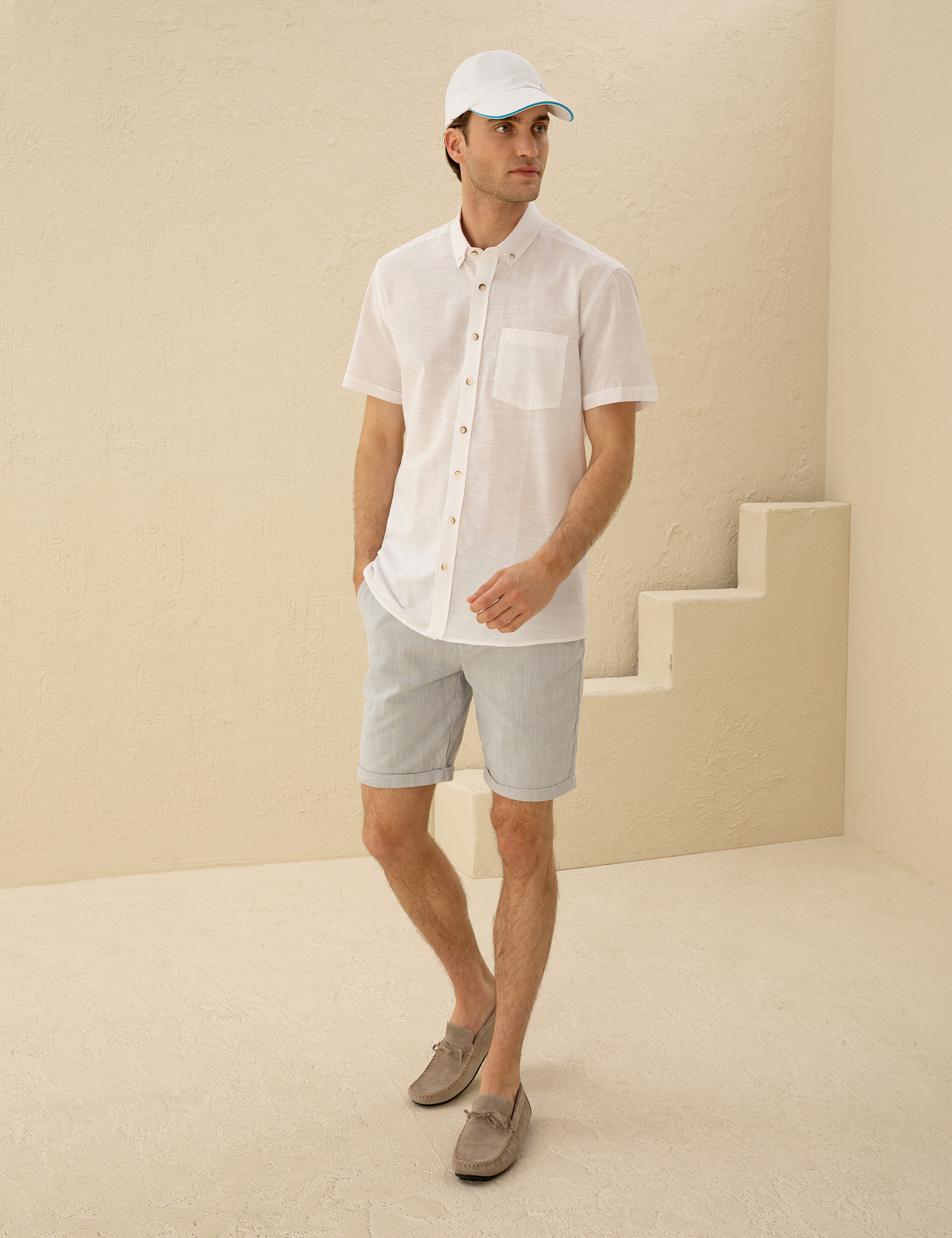 Açık Mavi Slim Fit Beli Lastikli Bermuda Şort - Image 1