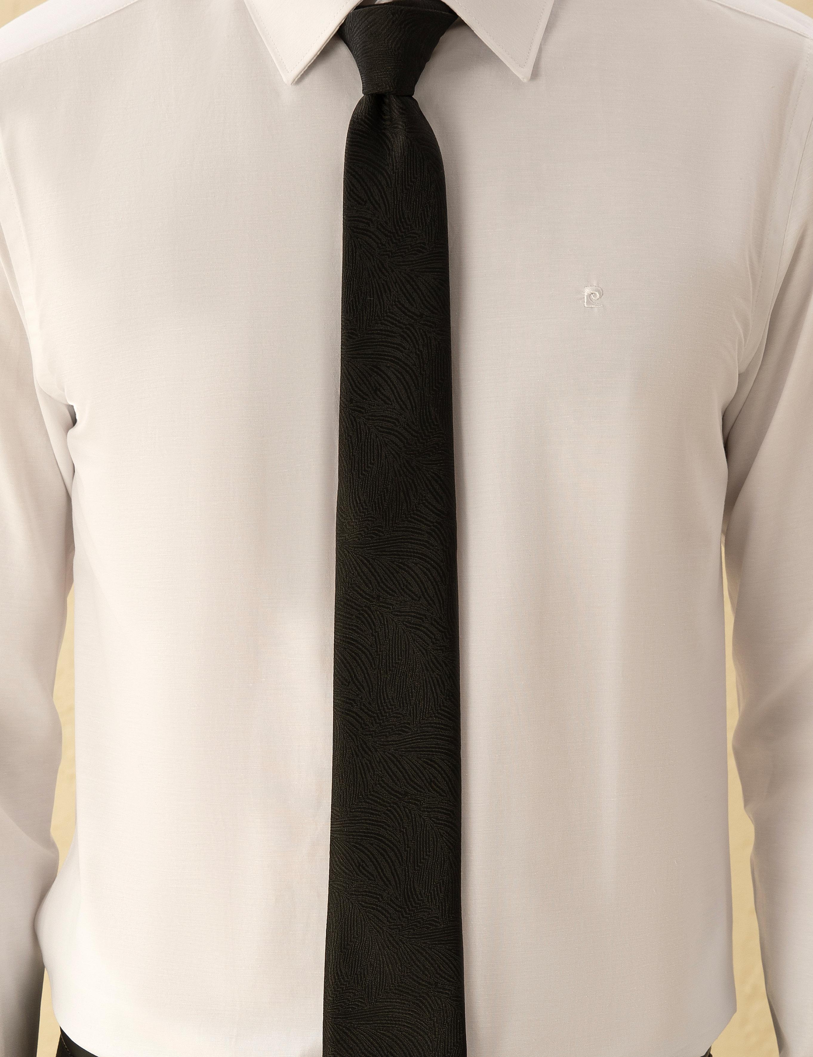 Beyaz Slim Fit Uzun Kollu Klasik Gömlek