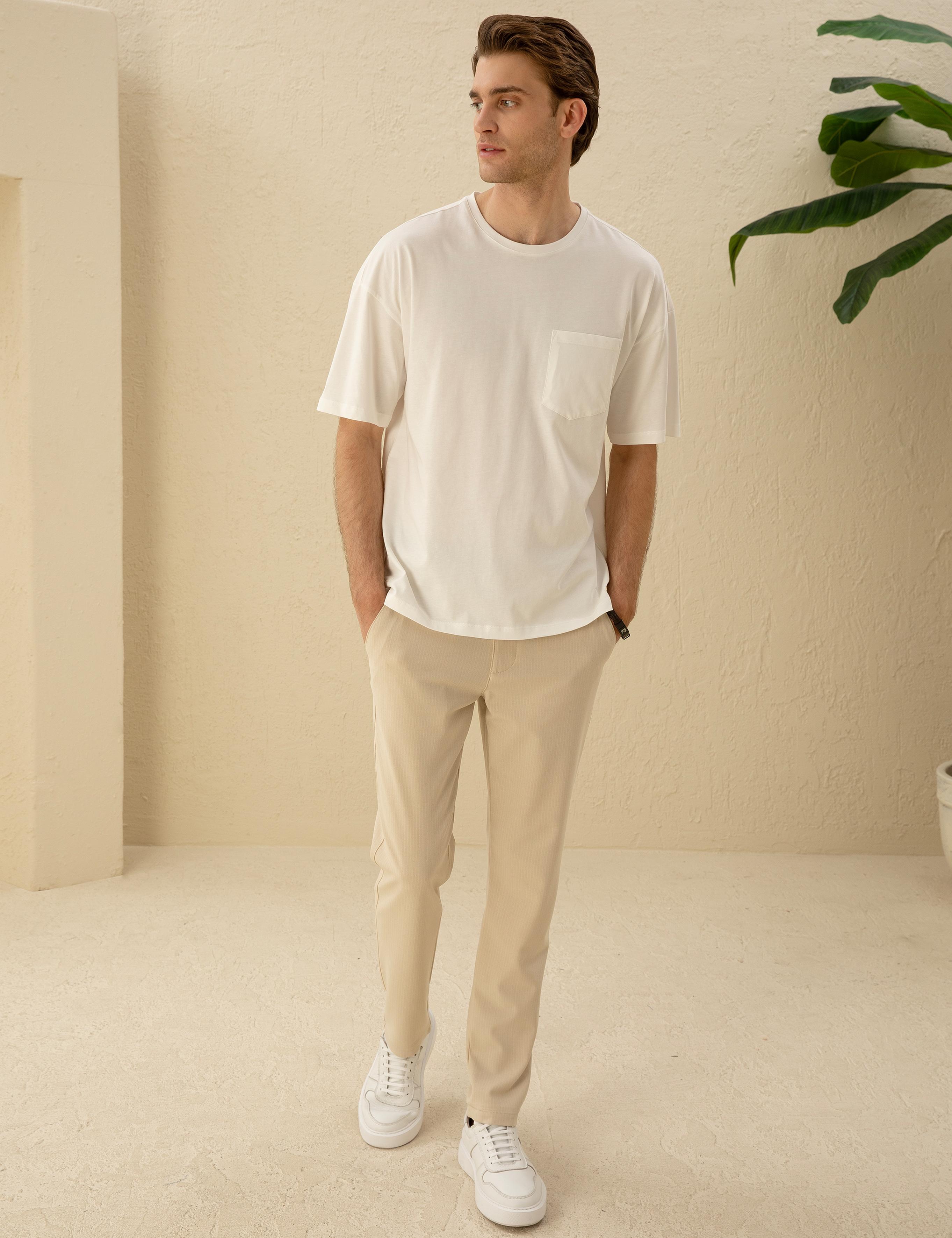 Ekru Comfort Fit Tişört