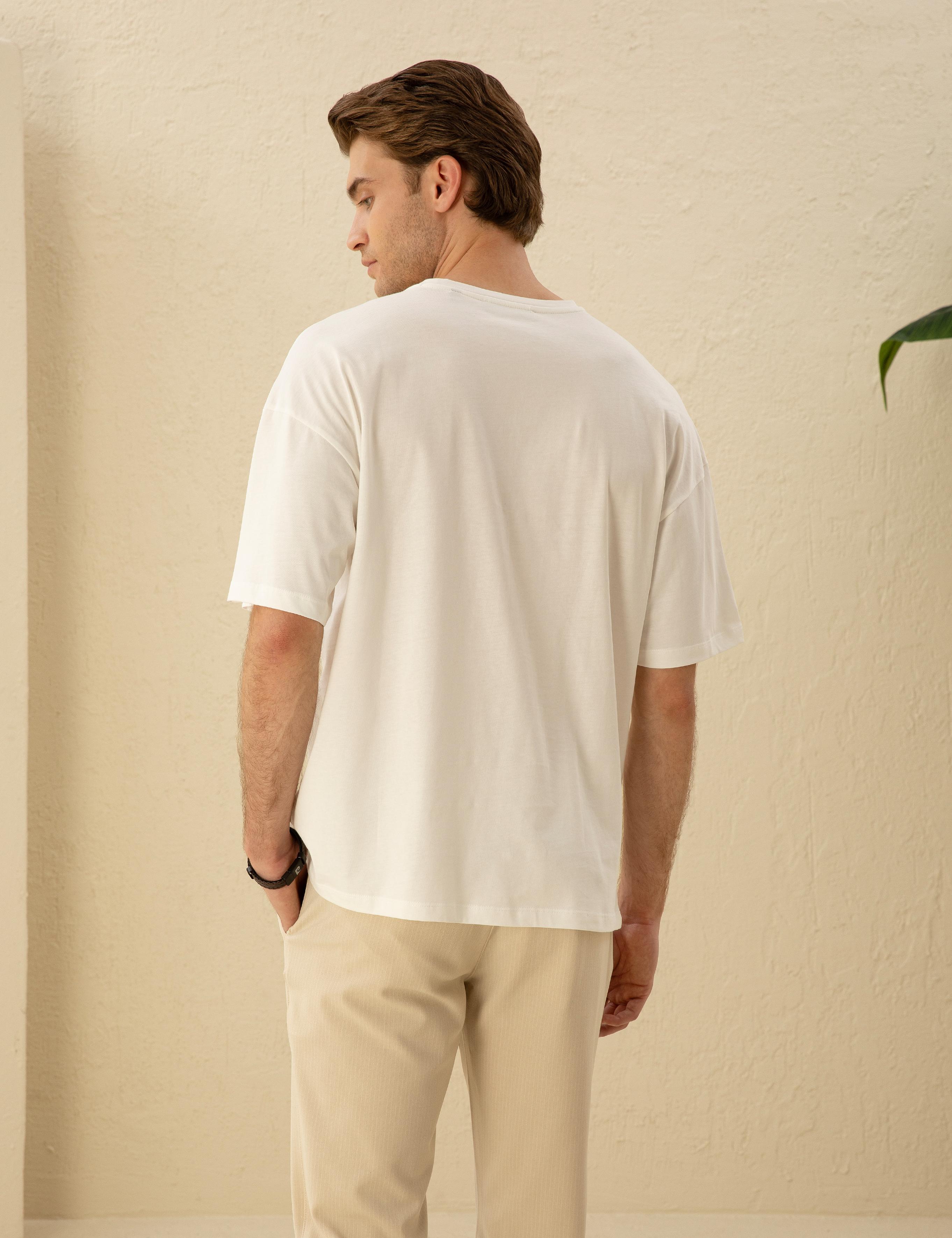 Ekru Comfort Fit Tişört