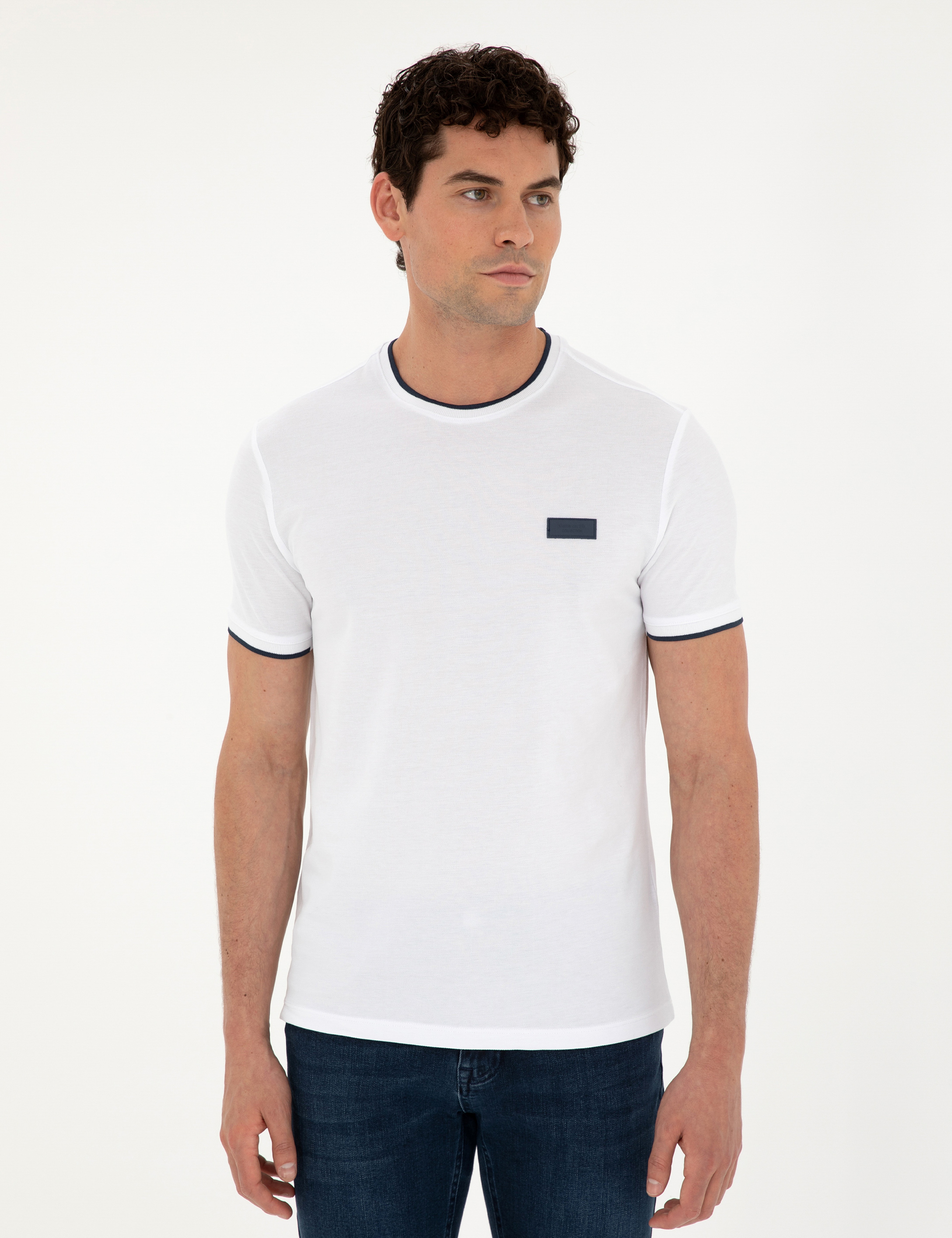 Beyaz Slim Fit Tişört - Image 3