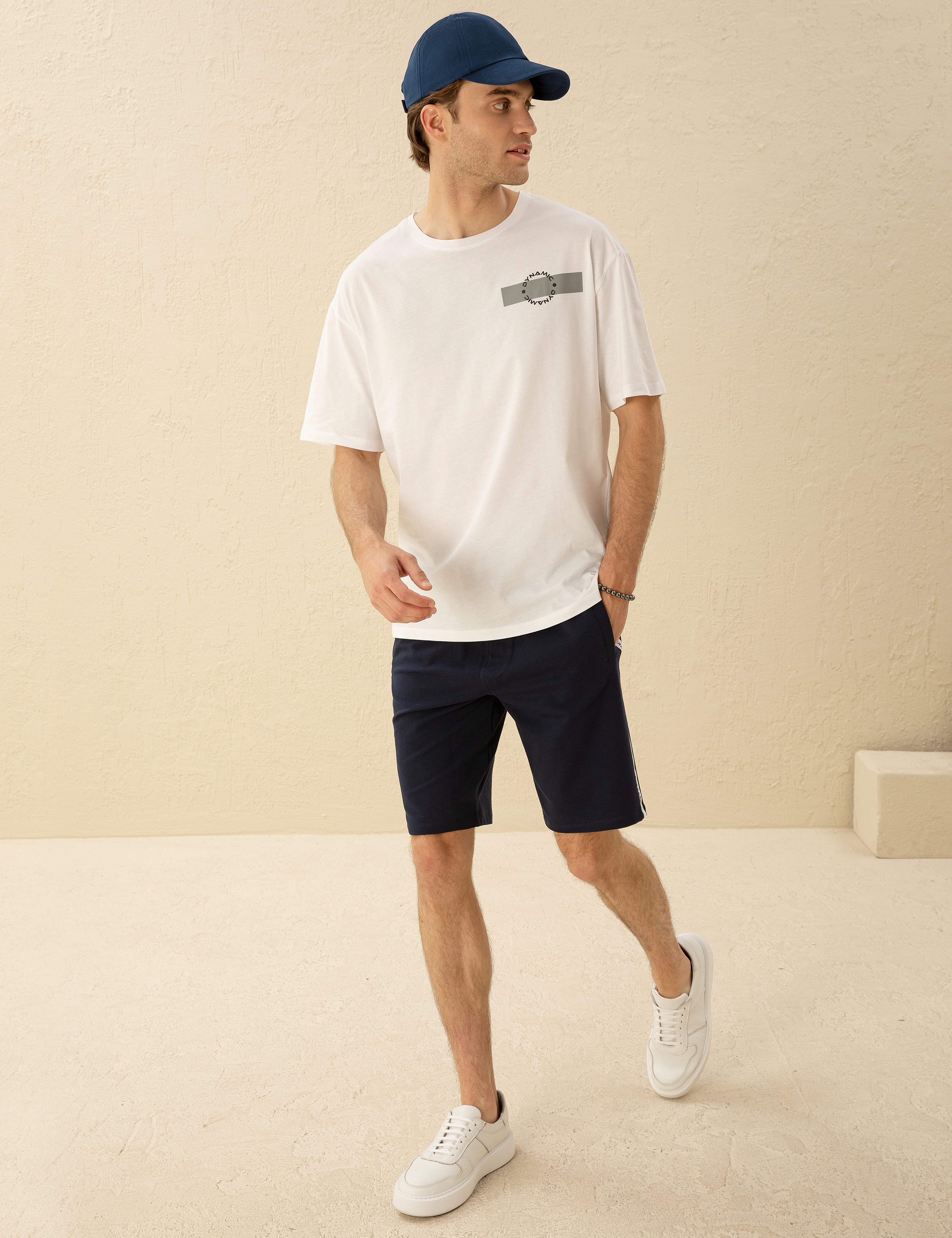 Lacivert Slim Fit Örme Şort